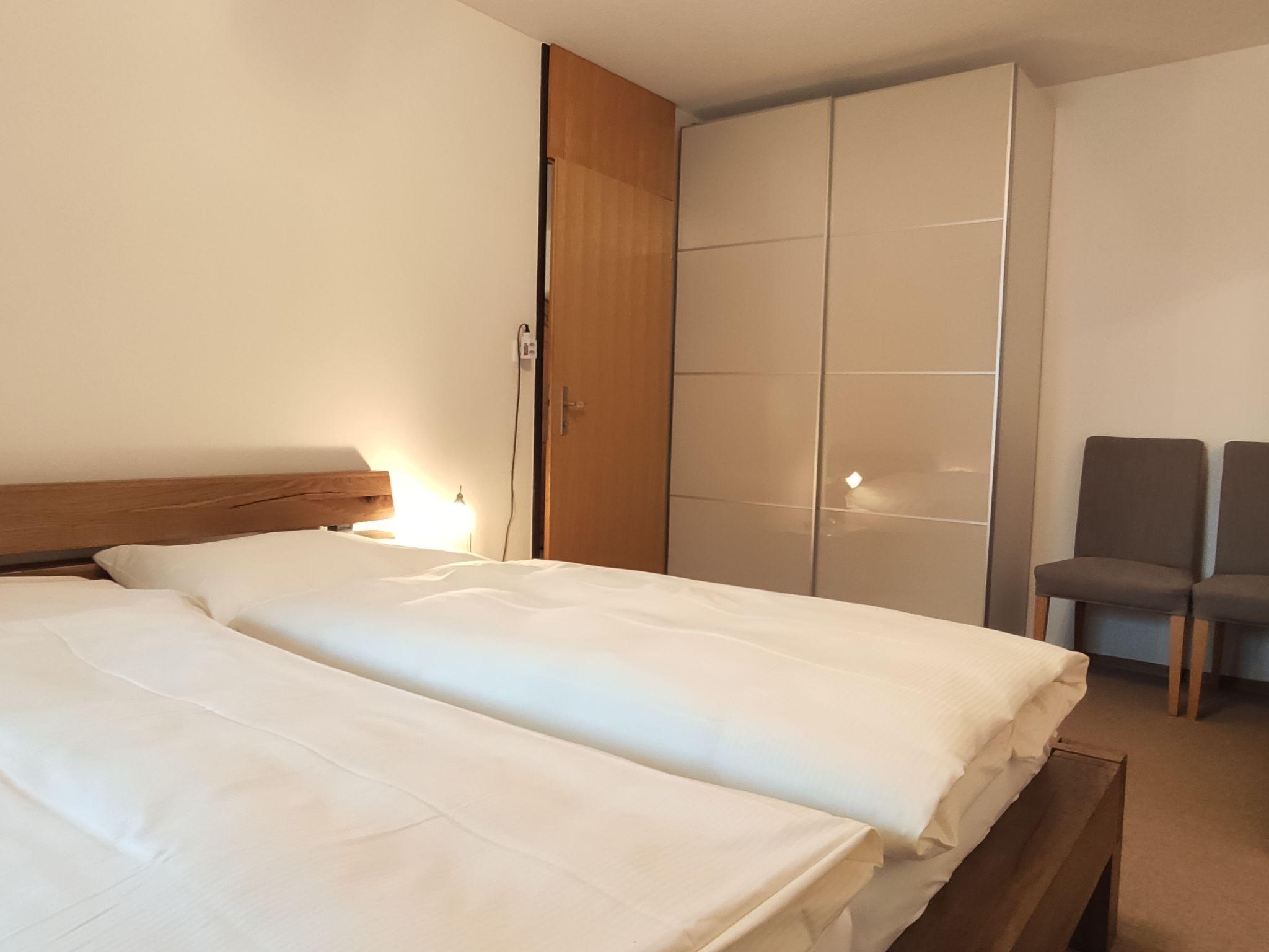 Foto 9 - Apartment mit 1 Schlafzimmer in Davos mit garten und blick auf die berge