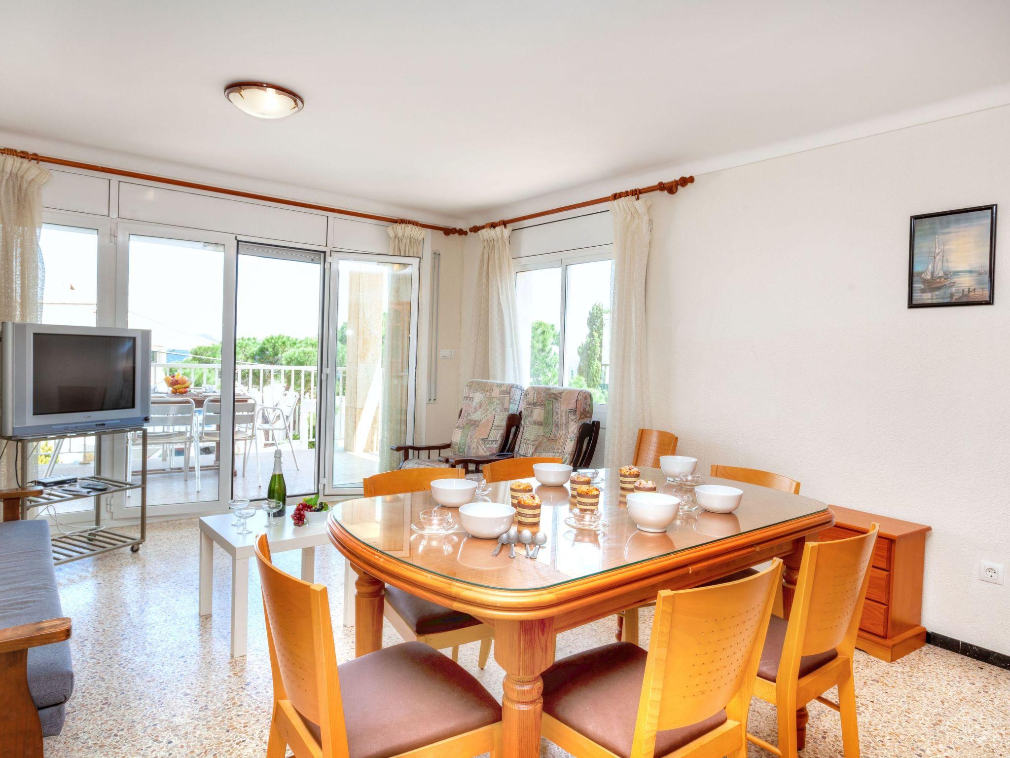 Photo 2 - Appartement de 3 chambres à El Port de la Selva avec terrasse et vues à la mer