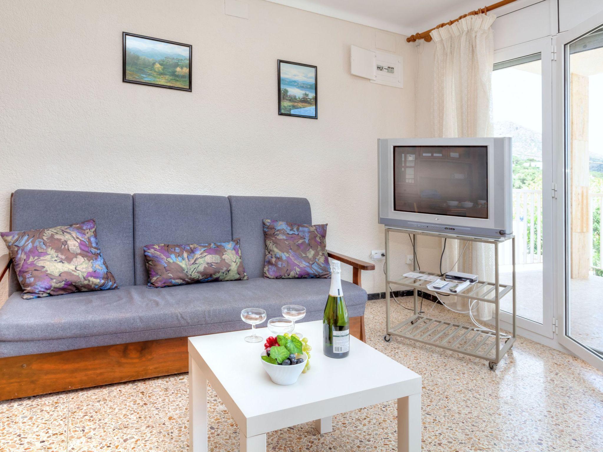 Photo 6 - 3 bedroom Apartment in El Port de la Selva with terrace and sea view