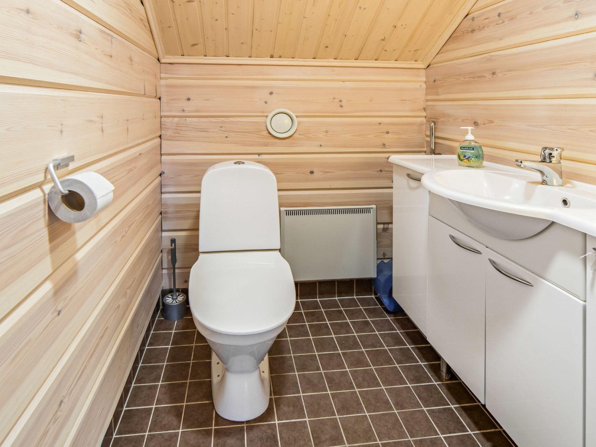 Foto 17 - Casa de 4 habitaciones en Sotkamo con sauna