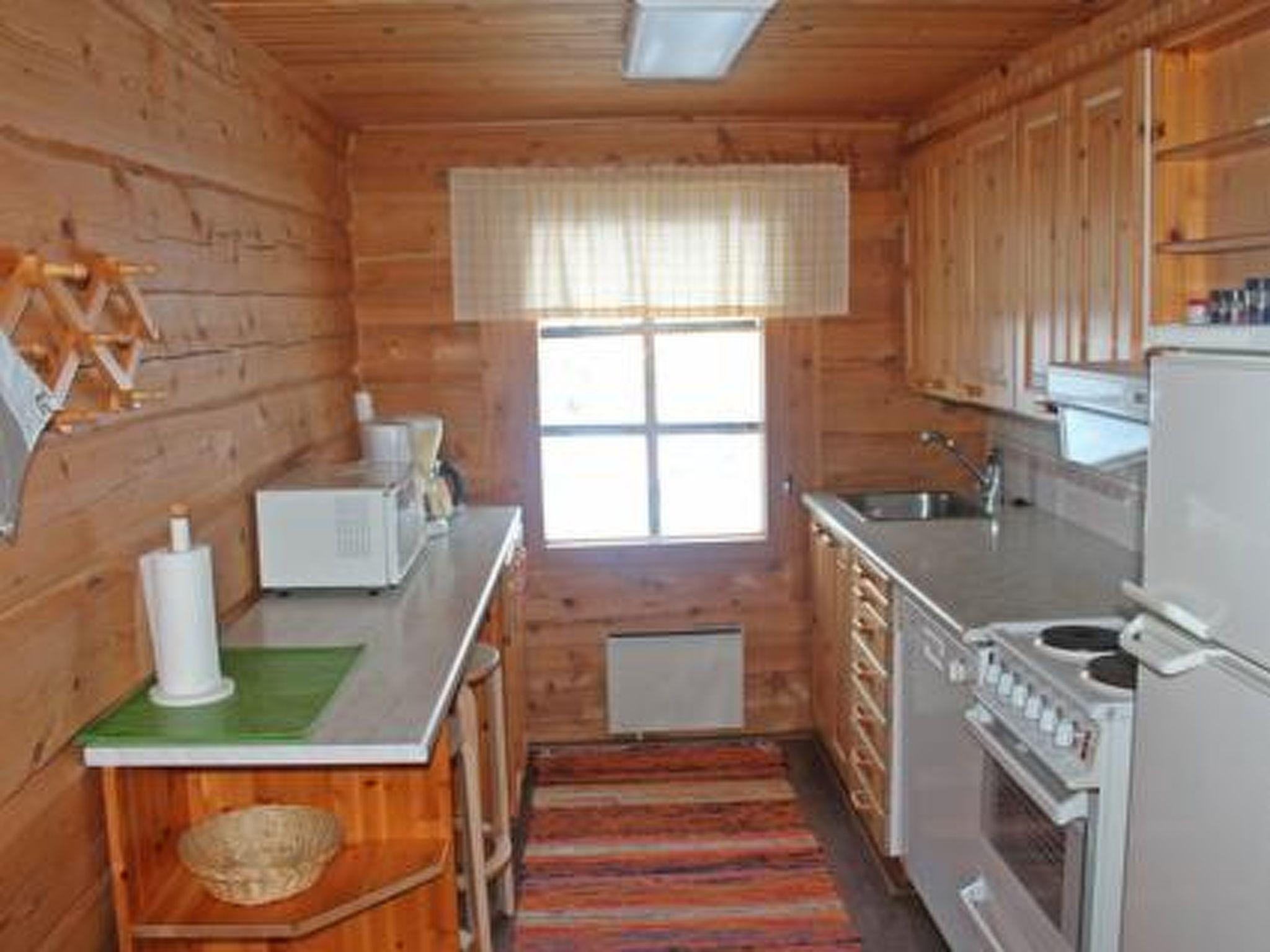 Foto 7 - Casa de 1 habitación en Kittilä con sauna y vistas a la montaña