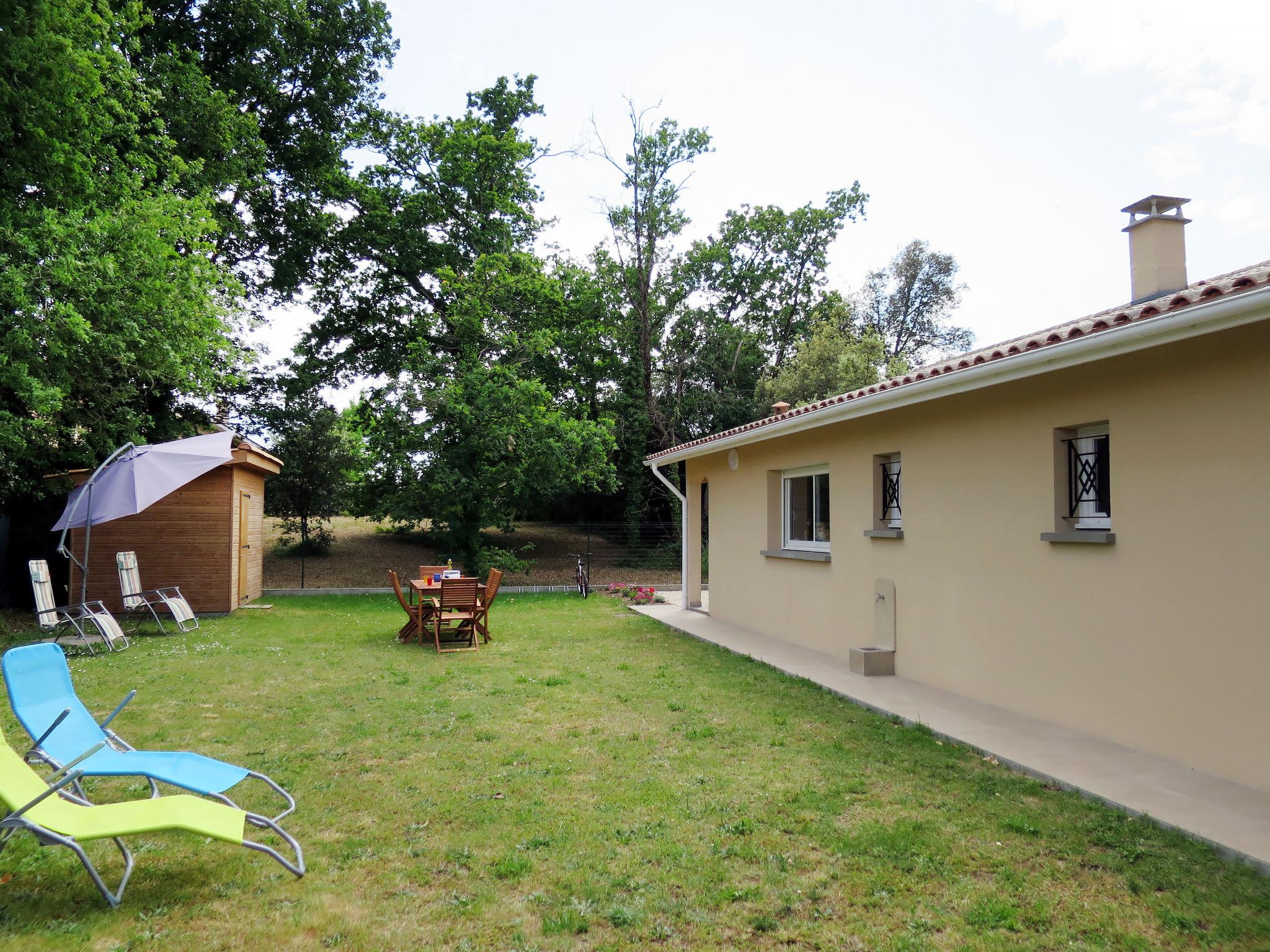 Photo 14 - Maison de 3 chambres à Soulac-sur-Mer avec jardin et vues à la mer