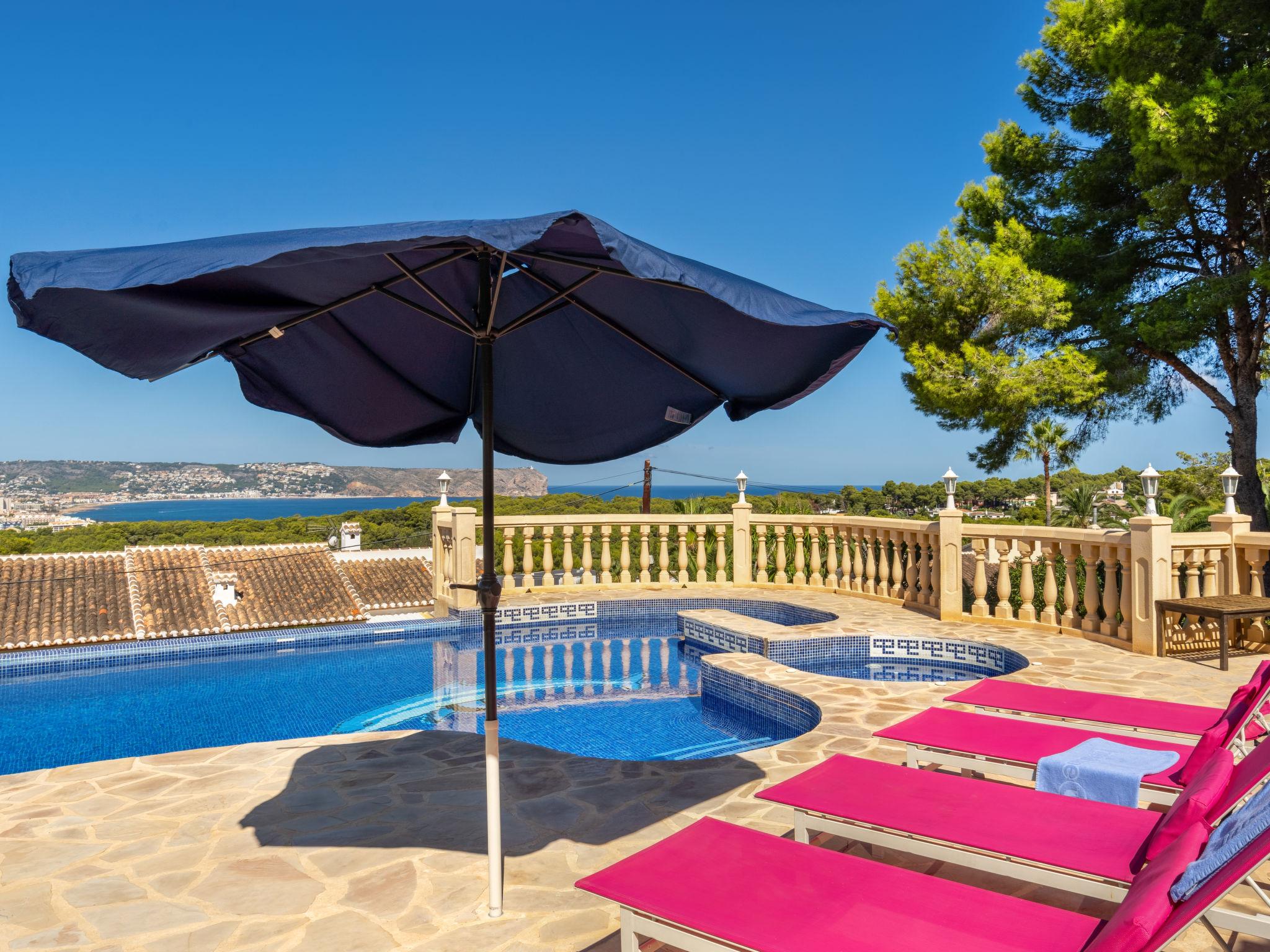 Foto 3 - Casa de 2 quartos em Jávea com piscina privada e vistas do mar