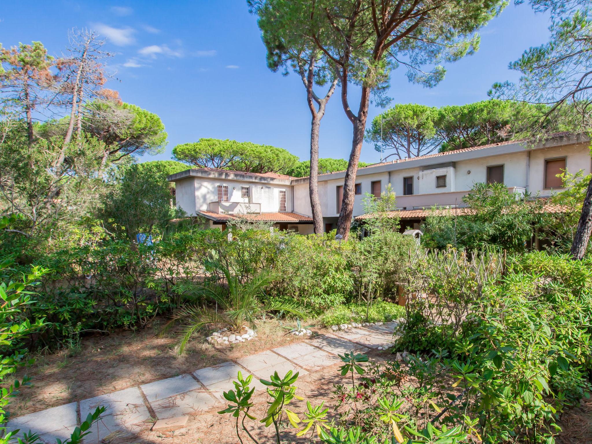 Foto 1 - Casa de 2 habitaciones en Grosseto con jardín y vistas al mar