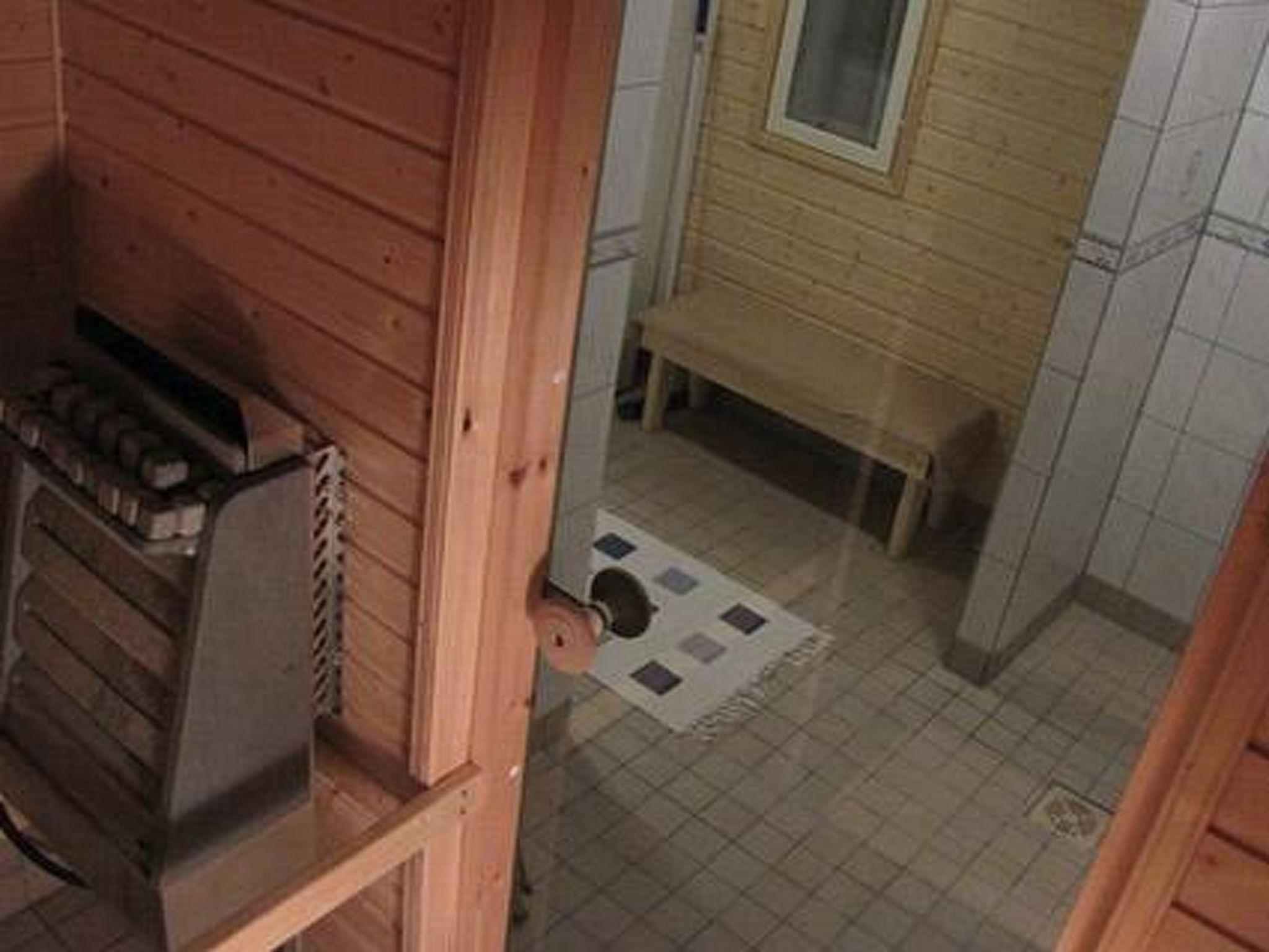 Foto 16 - Casa de 3 habitaciones en Padasjoki con sauna