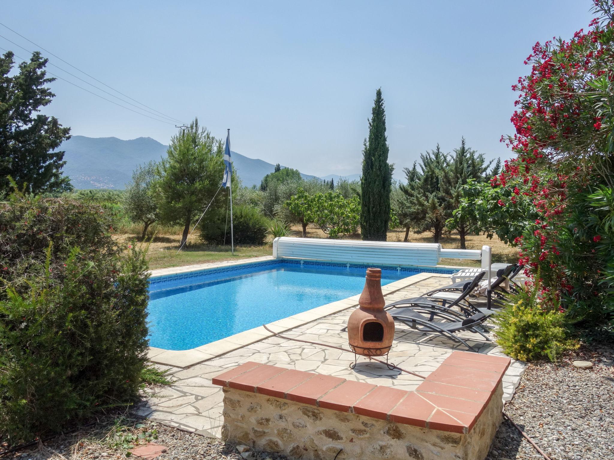 Photo 18 - Maison de 4 chambres à Laroque-des-Albères avec piscine privée et vues à la mer