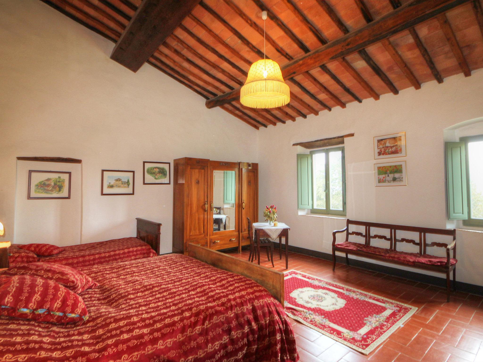 Foto 5 - Casa con 5 camere da letto a Radda in Chianti con piscina e giardino