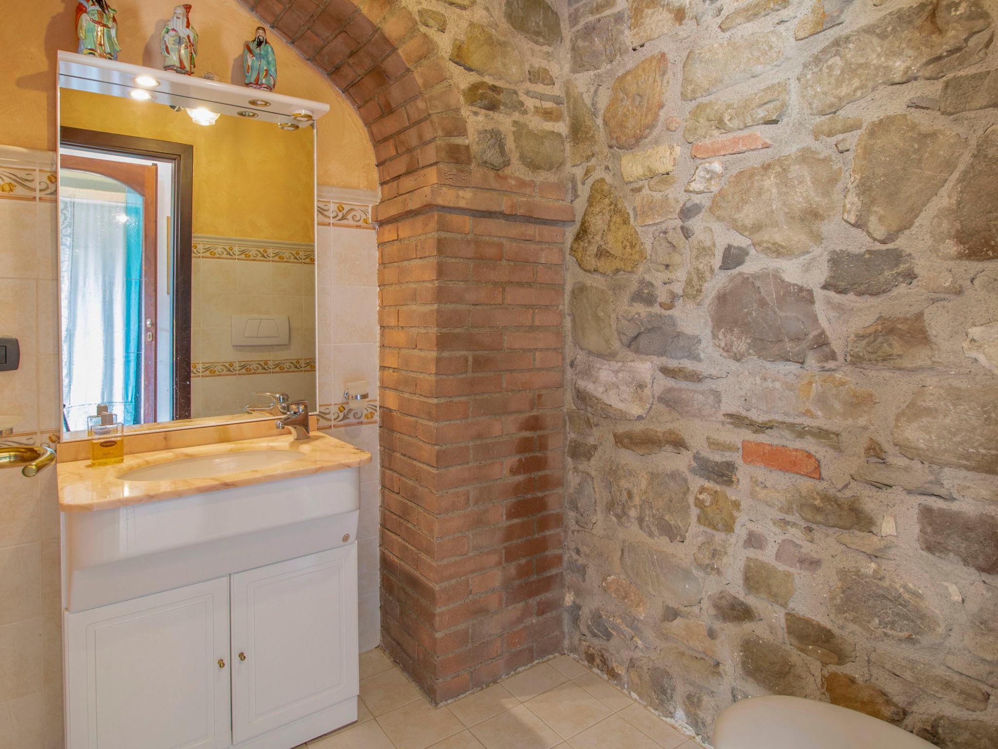 Photo 24 - 3 bedroom House in Panicale with private pool and garden