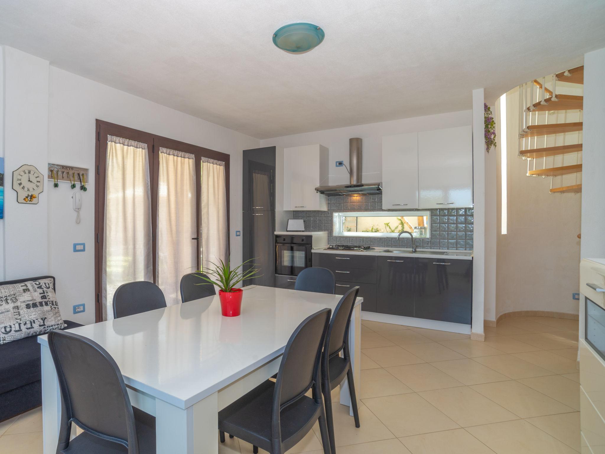 Photo 7 - 3 bedroom House in Olbia with garden and terrace