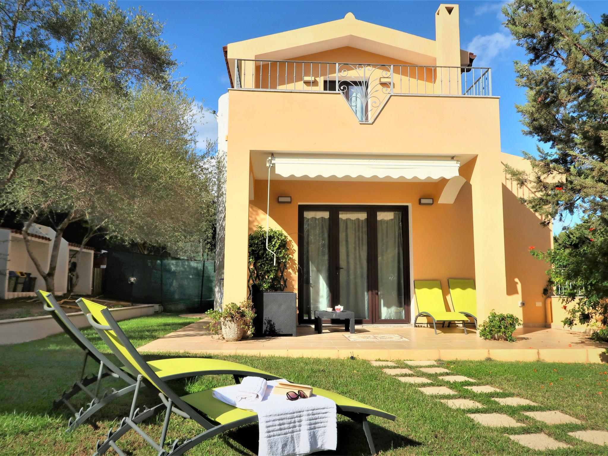 Photo 24 - Maison de 3 chambres à Olbia avec jardin et terrasse