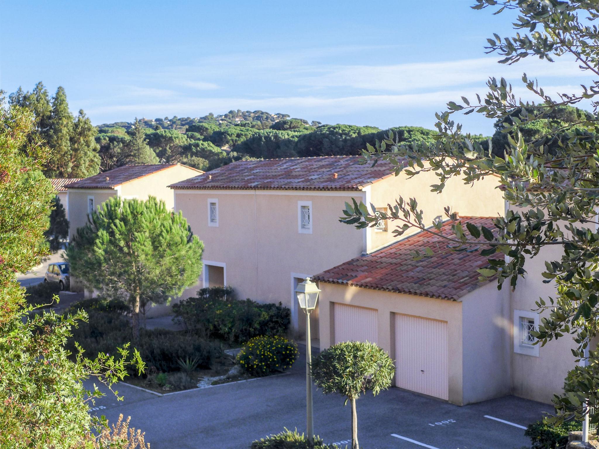 Foto 16 - Casa de 2 habitaciones en Sainte-Maxime con piscina y vistas al mar