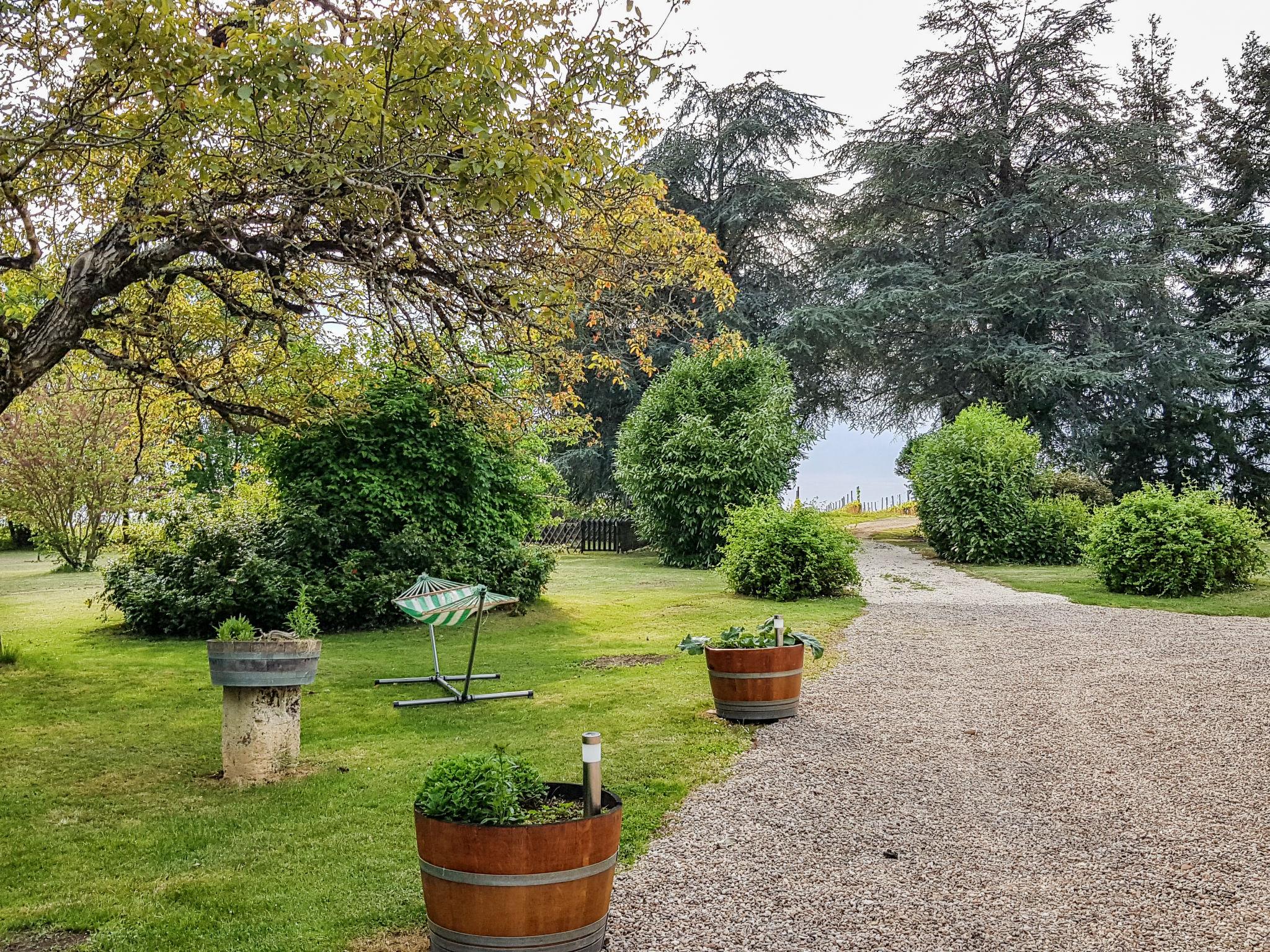 Photo 27 - Maison de 6 chambres à Bonneville-et-St-Avit-de-Fumadières avec piscine privée et jardin