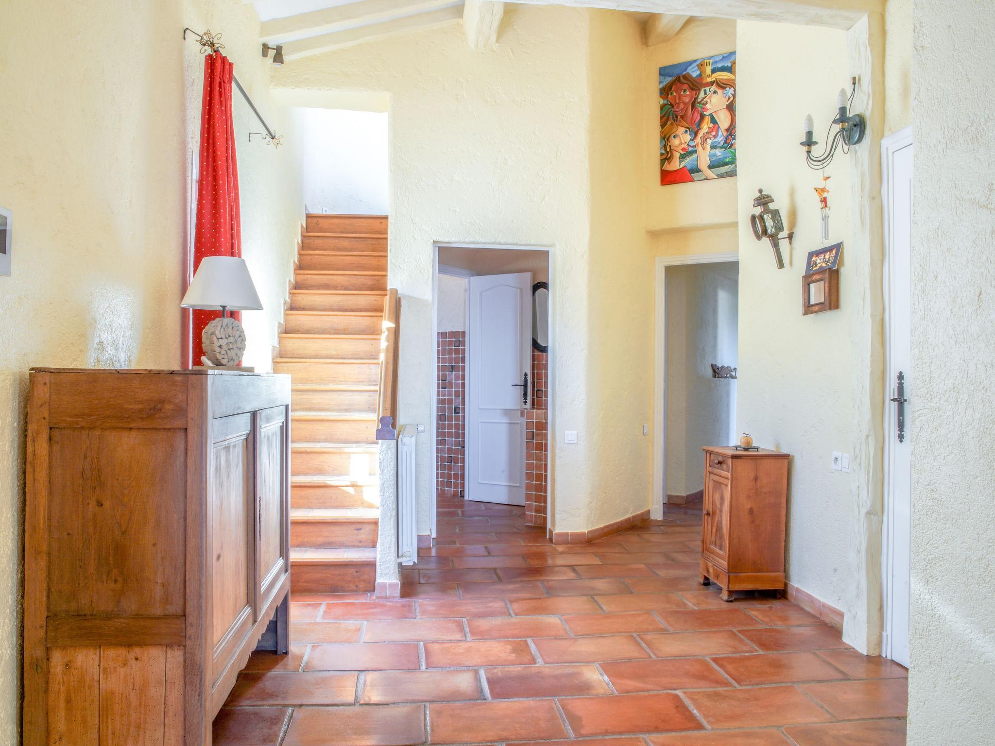 Photo 18 - Maison de 4 chambres à Fréjus avec piscine privée et vues à la mer