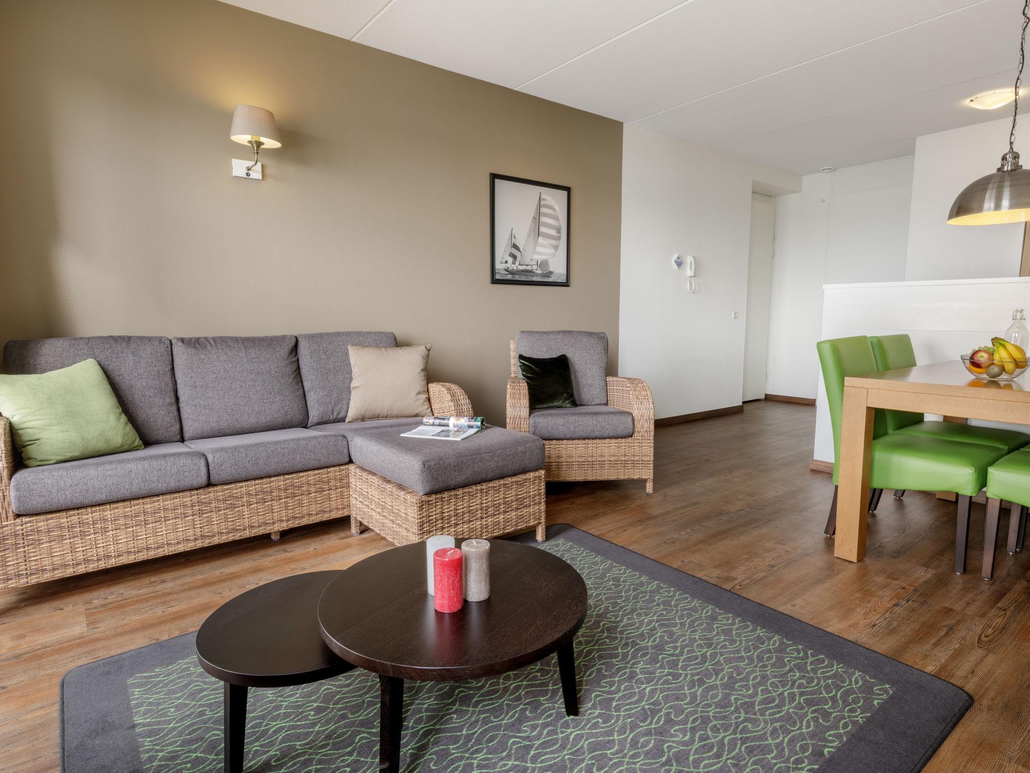 Foto 7 - Apartamento de 2 quartos em Zeewolde com piscina e sauna