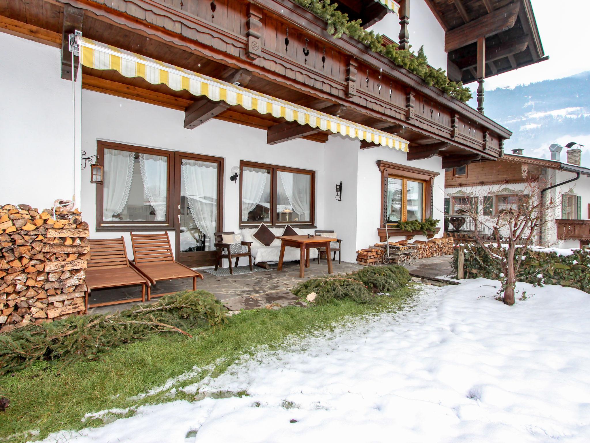 Foto 27 - Apartamento de 1 habitación en Aschau im Zillertal con jardín y vistas a la montaña