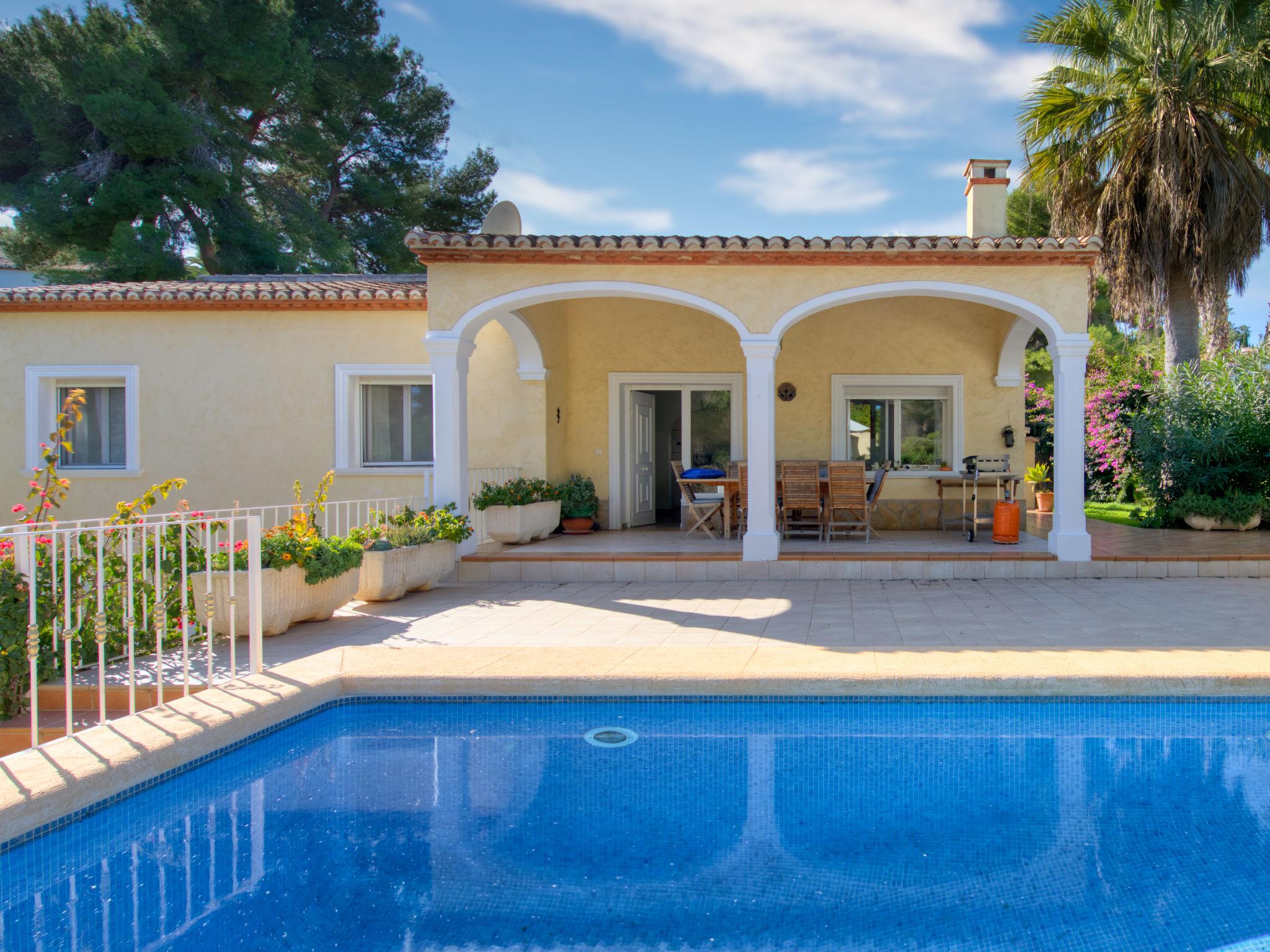 Foto 25 - Casa de 4 quartos em Jávea com piscina privada e vistas do mar