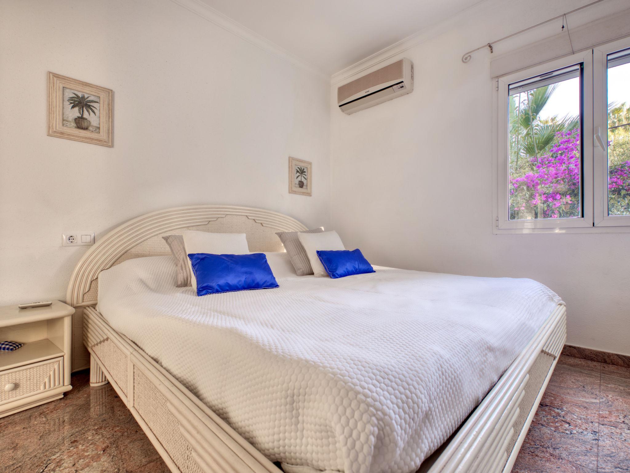 Foto 9 - Casa con 4 camere da letto a Jávea con piscina privata e giardino