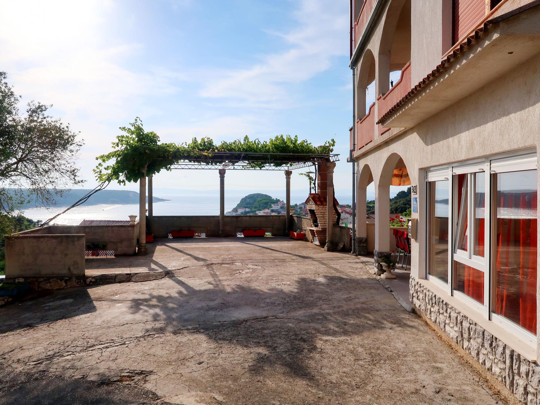 Photo 7 - Appartement de 4 chambres à Rab avec terrasse et vues à la mer