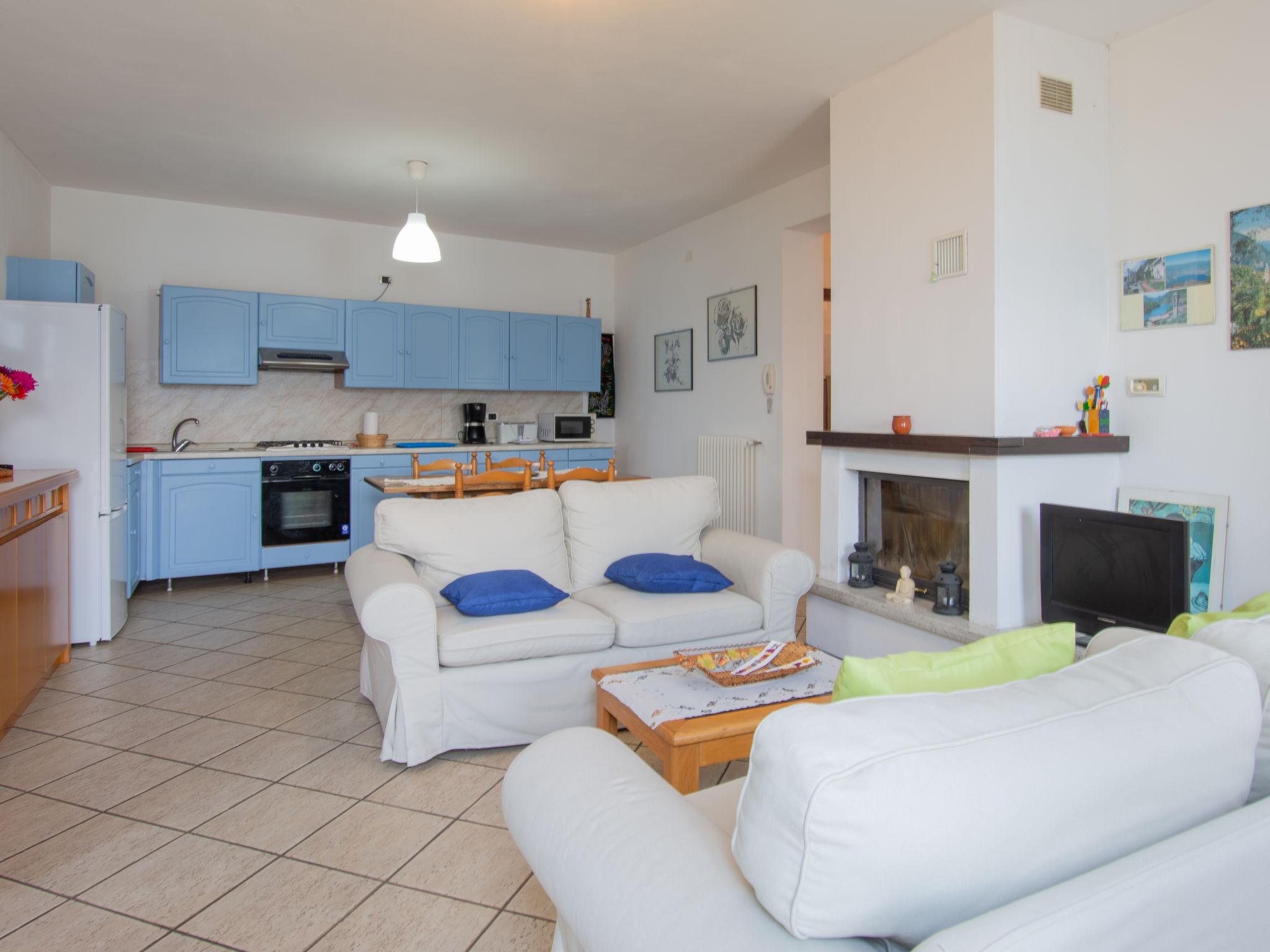 Photo 4 - 2 bedroom Apartment in San Siro with garden and mountain view