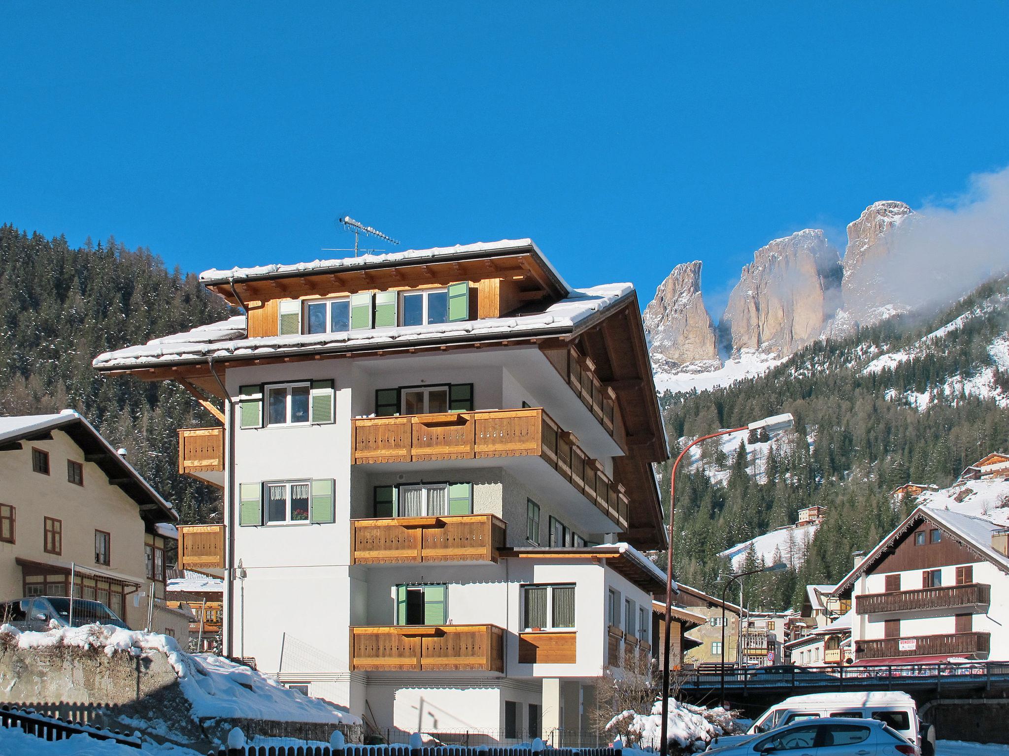 Foto 8 - Apartamento de 4 quartos em Campitello di Fassa com vista para a montanha