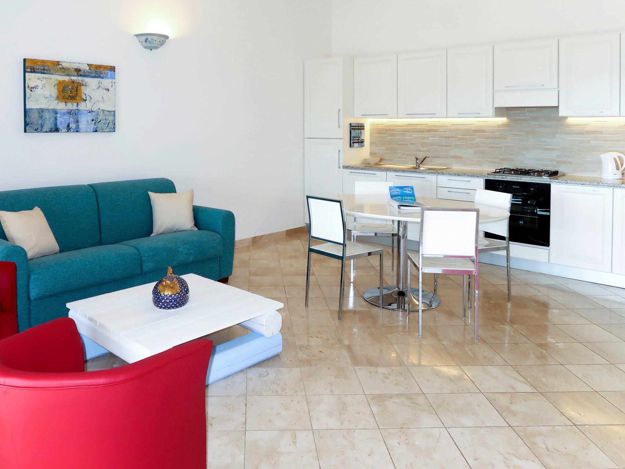 Photo 7 - 2 bedroom Apartment in Santa Teresa Gallura with swimming pool and sea view