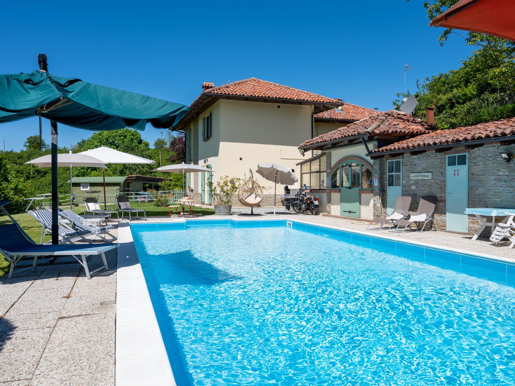 Foto 1 - Casa de 5 quartos em Borgomale com piscina privada e jardim