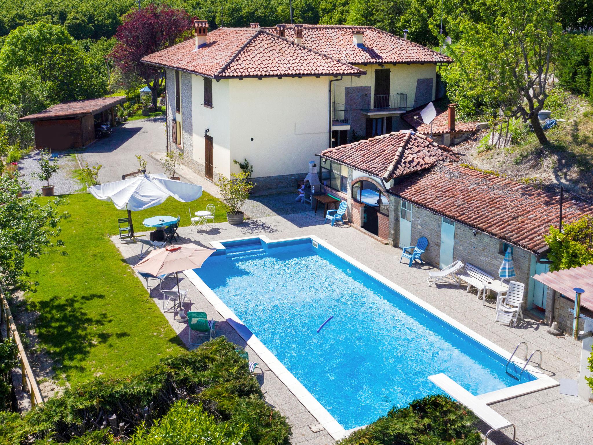 Foto 36 - Casa de 5 habitaciones en Borgomale con piscina privada y jardín