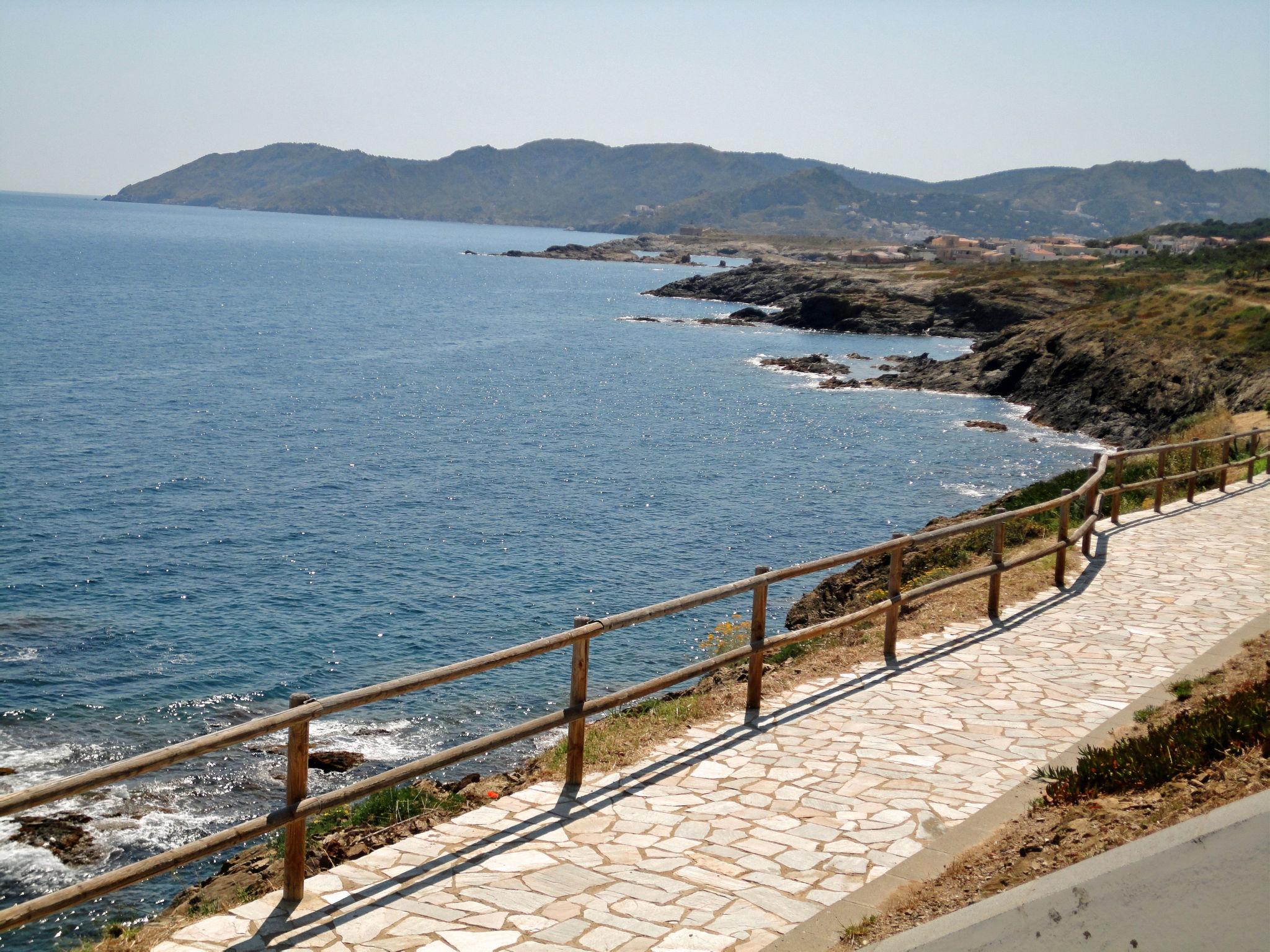 Photo 19 - Appartement de 3 chambres à Llançà avec terrasse et vues à la mer