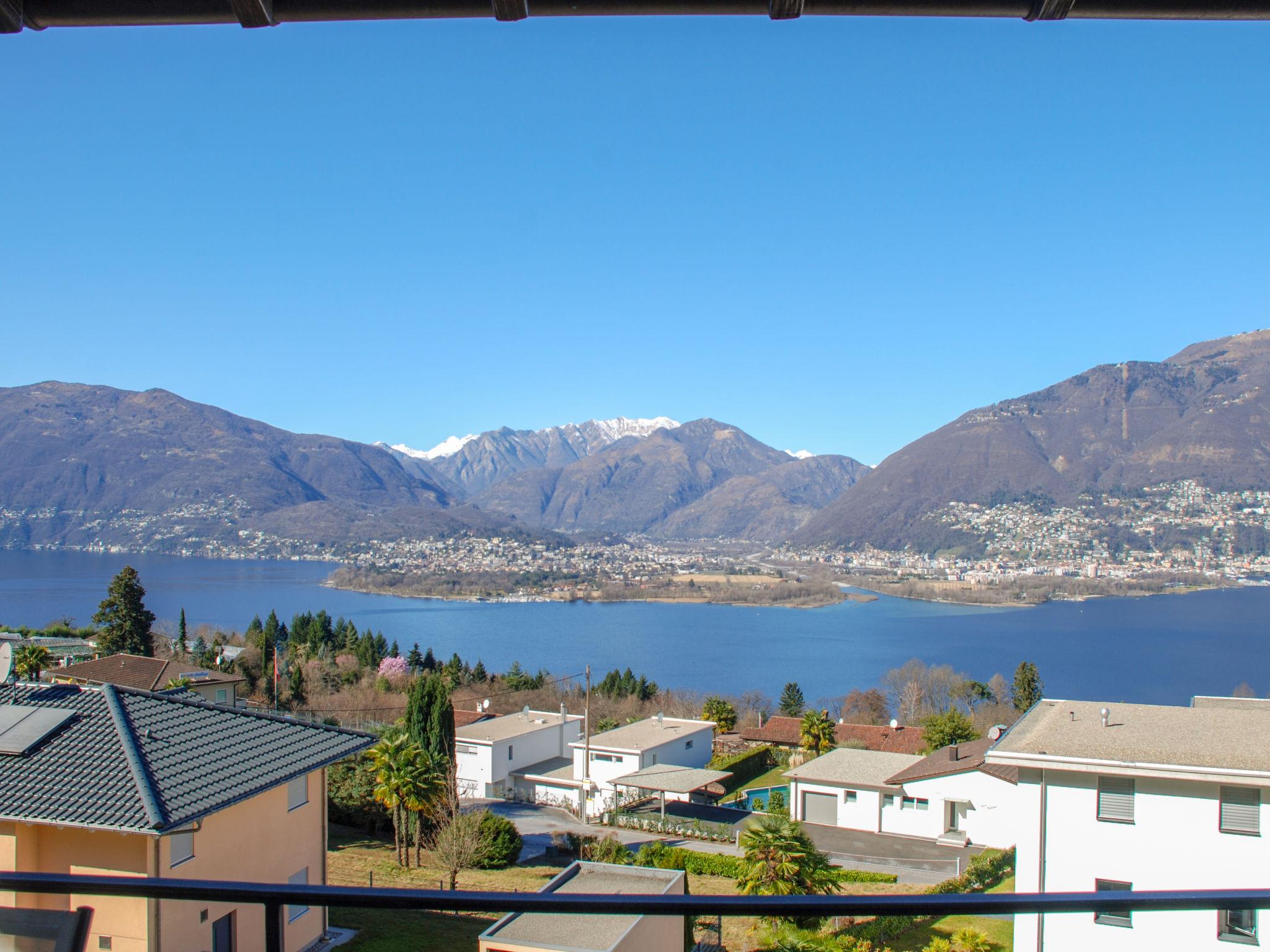 Foto 1 - Apartamento en Gambarogno con piscina y terraza