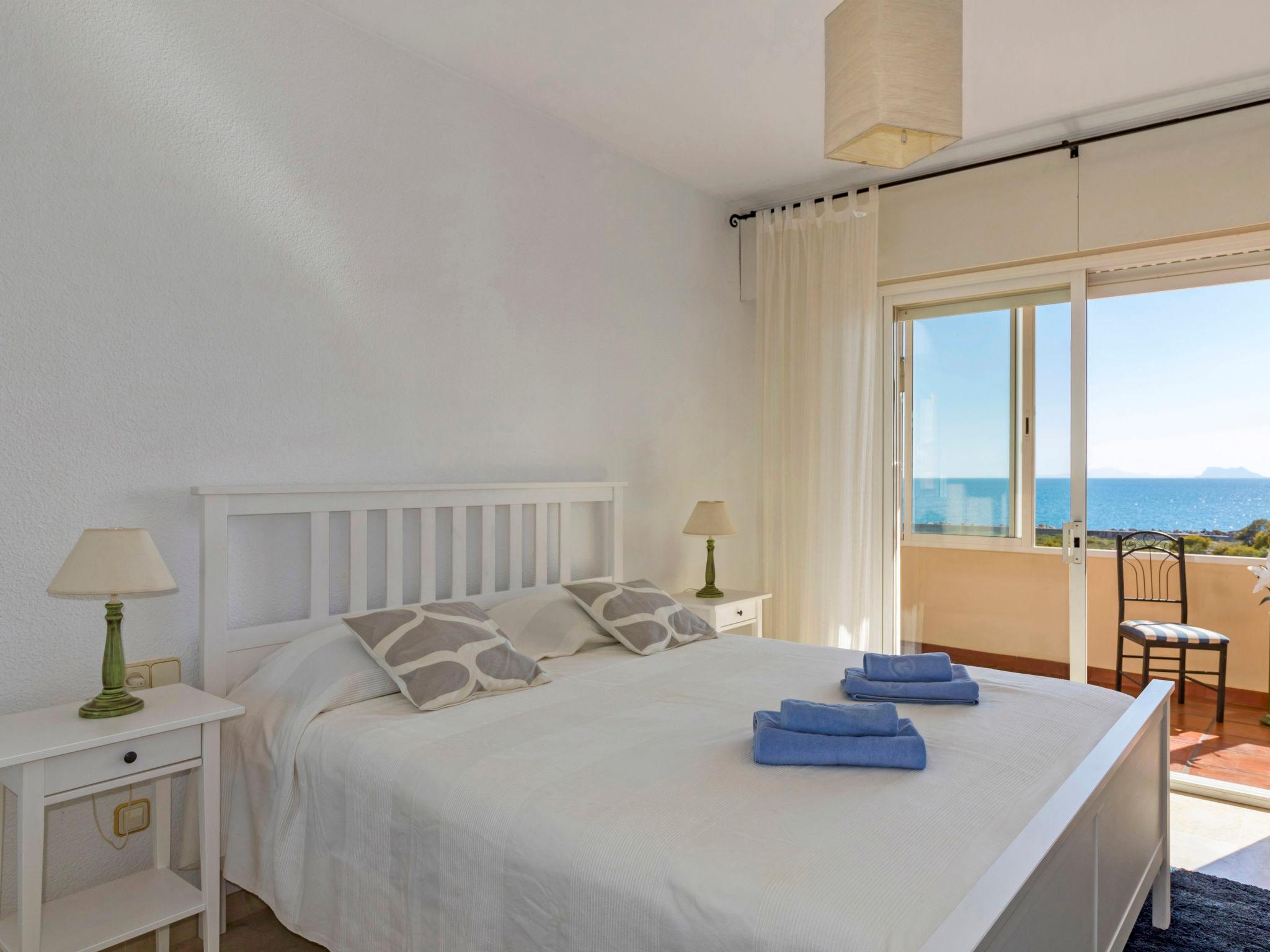 Foto 4 - Apartamento de 2 habitaciones en Estepona con piscina y vistas al mar