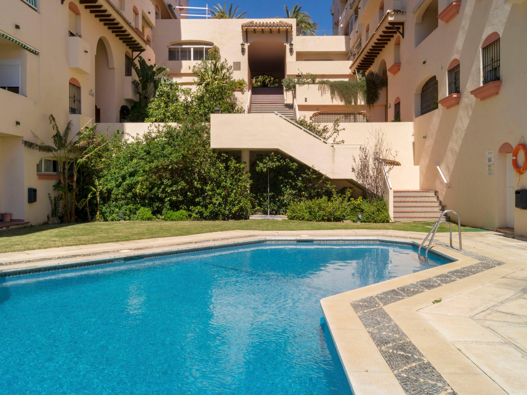 Photo 28 - 2 bedroom Apartment in Estepona with swimming pool and sea view