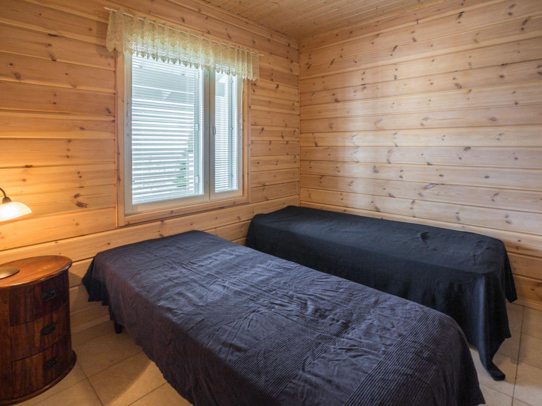 Foto 13 - Casa de 3 habitaciones en Kolari con sauna y vistas a la montaña