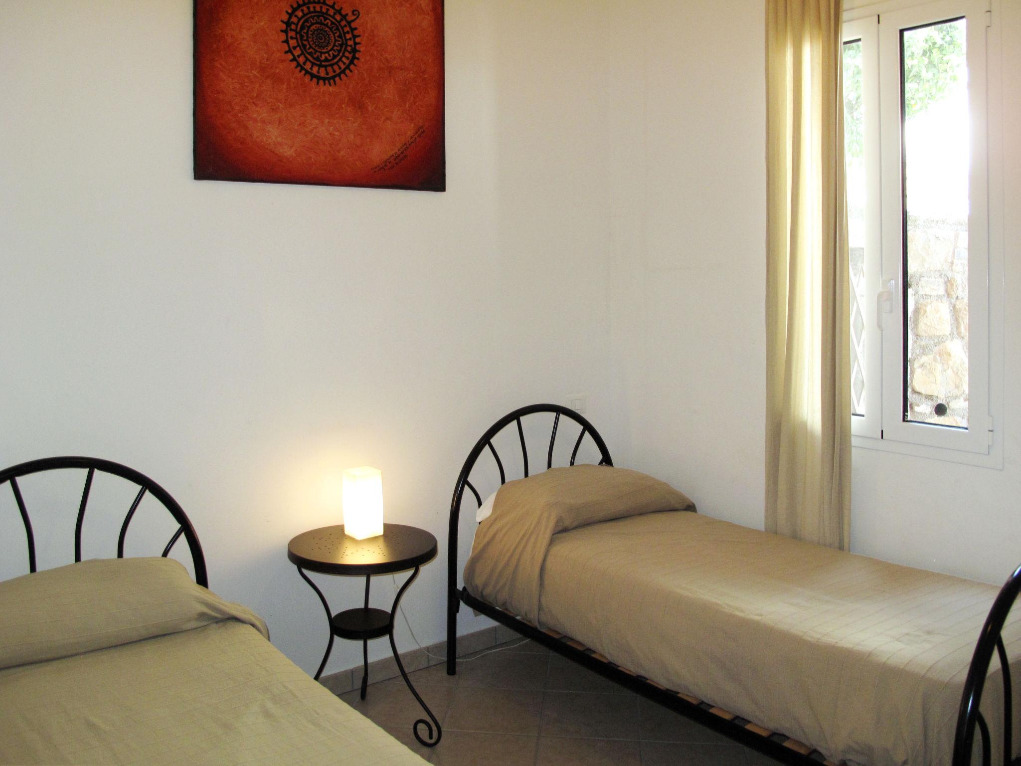 Foto 10 - Appartamento con 2 camere da letto a Imperia con giardino e vista mare