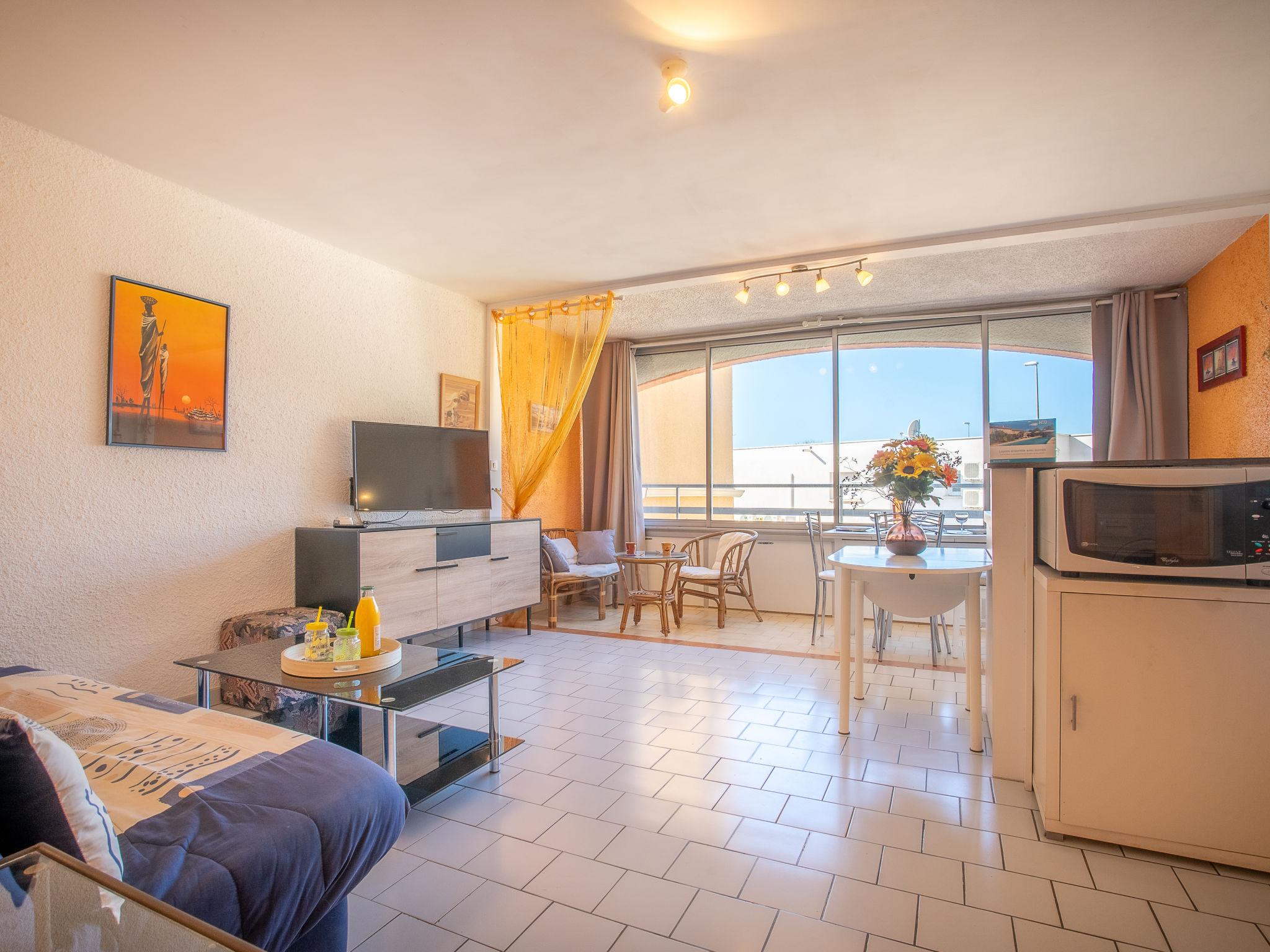 Foto 2 - Apartamento em Agde com piscina e vistas do mar