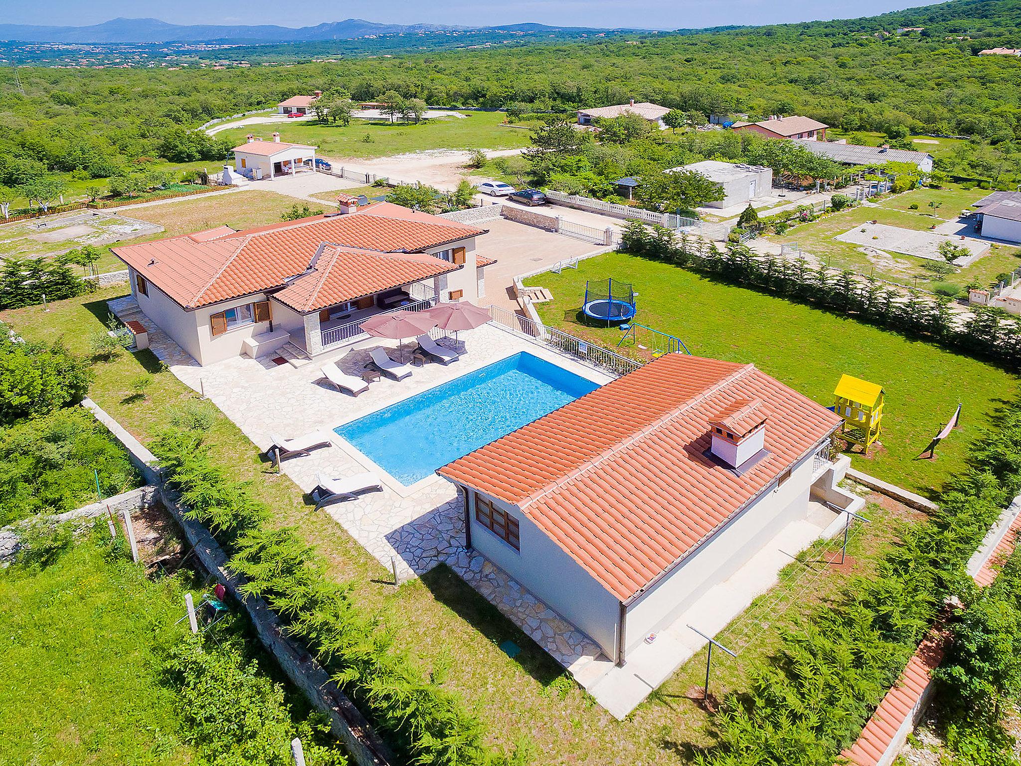 Foto 22 - Casa de 5 habitaciones en Labin con piscina privada y vistas al mar