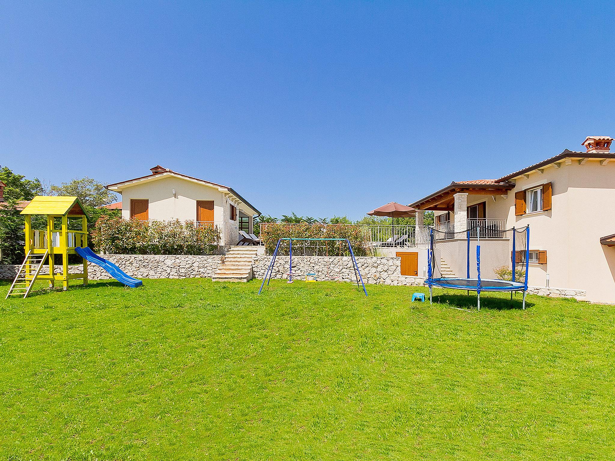 Photo 27 - Maison de 5 chambres à Labin avec piscine privée et jardin