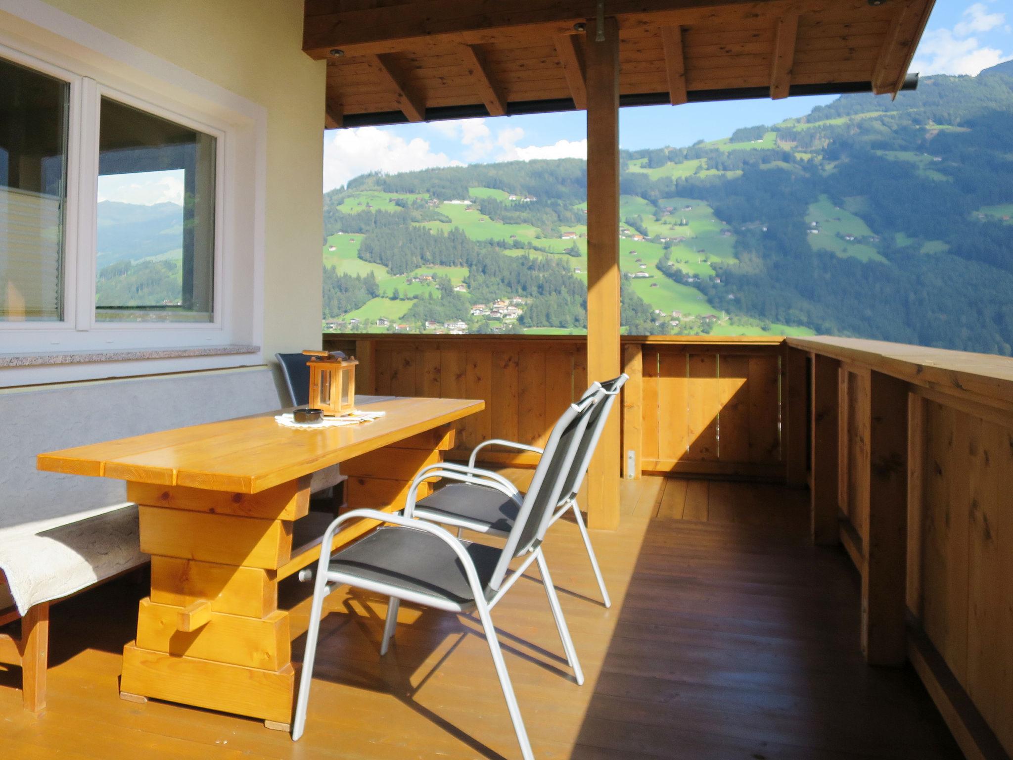 Photo 3 - 2 bedroom Apartment in Hippach with mountain view