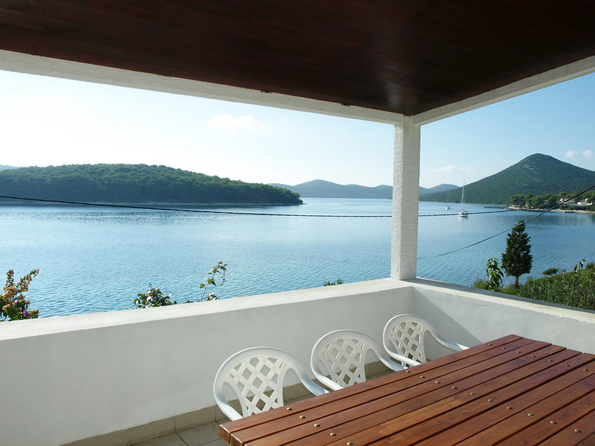 Foto 3 - Apartment mit 3 Schlafzimmern in Zadar mit terrasse und blick aufs meer
