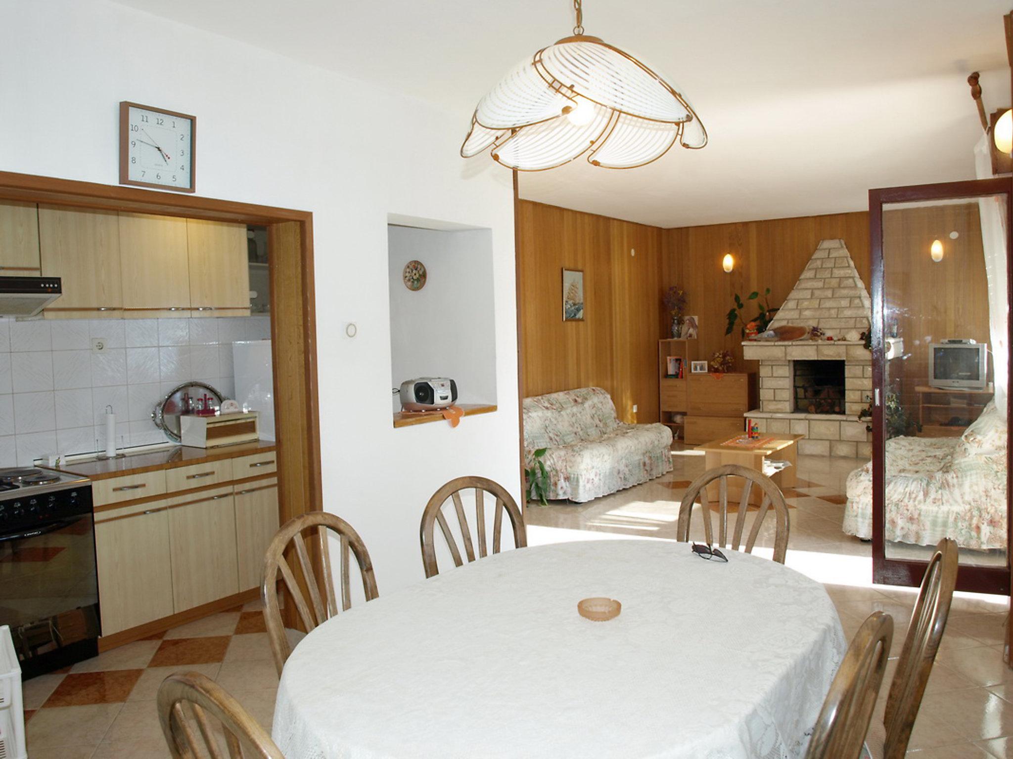 Photo 6 - 3 bedroom Apartment in Zadar with terrace and sea view