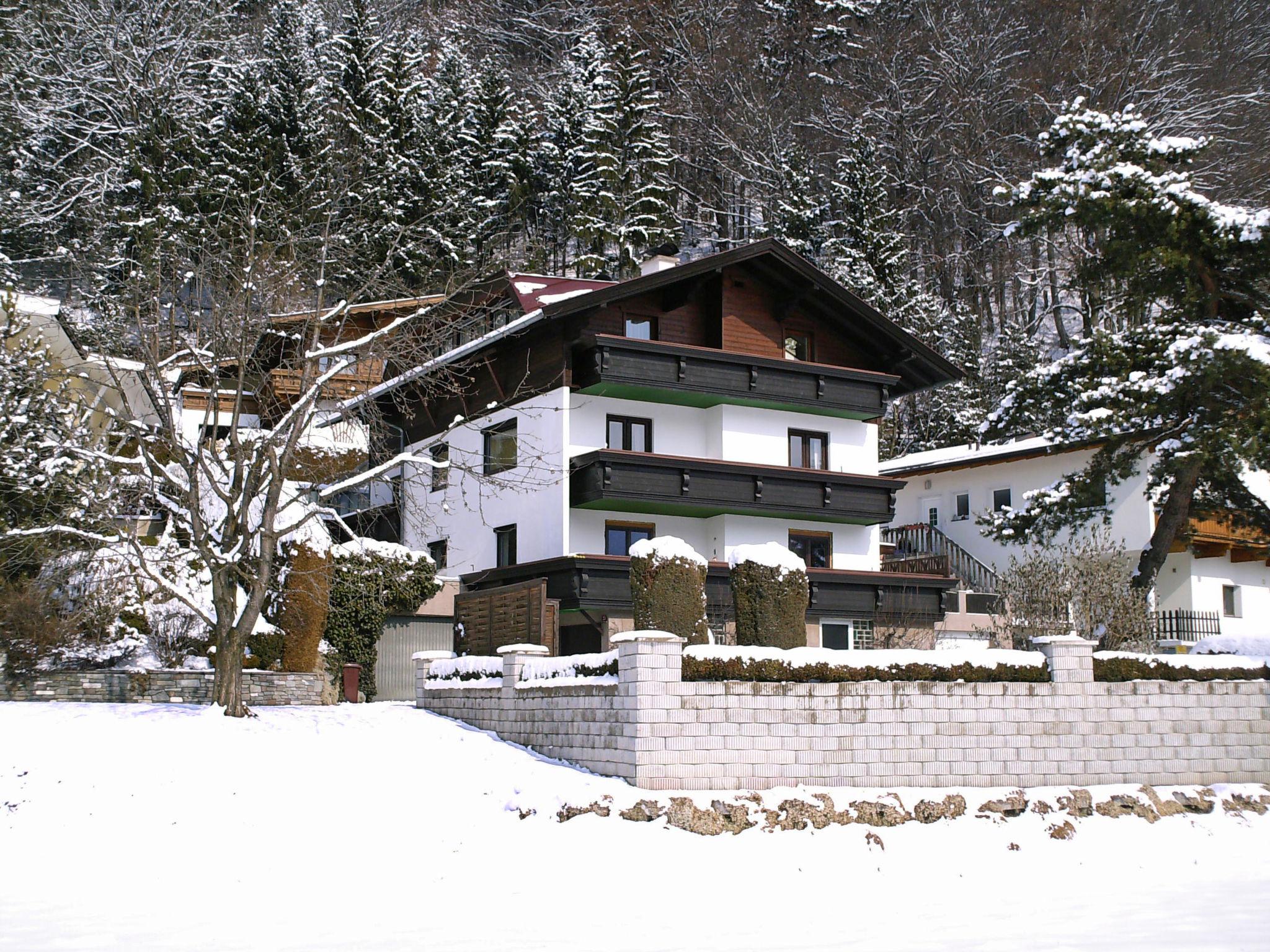 Foto 1 - Apartamento de 3 quartos em Kirchbichl com terraço e vista para a montanha