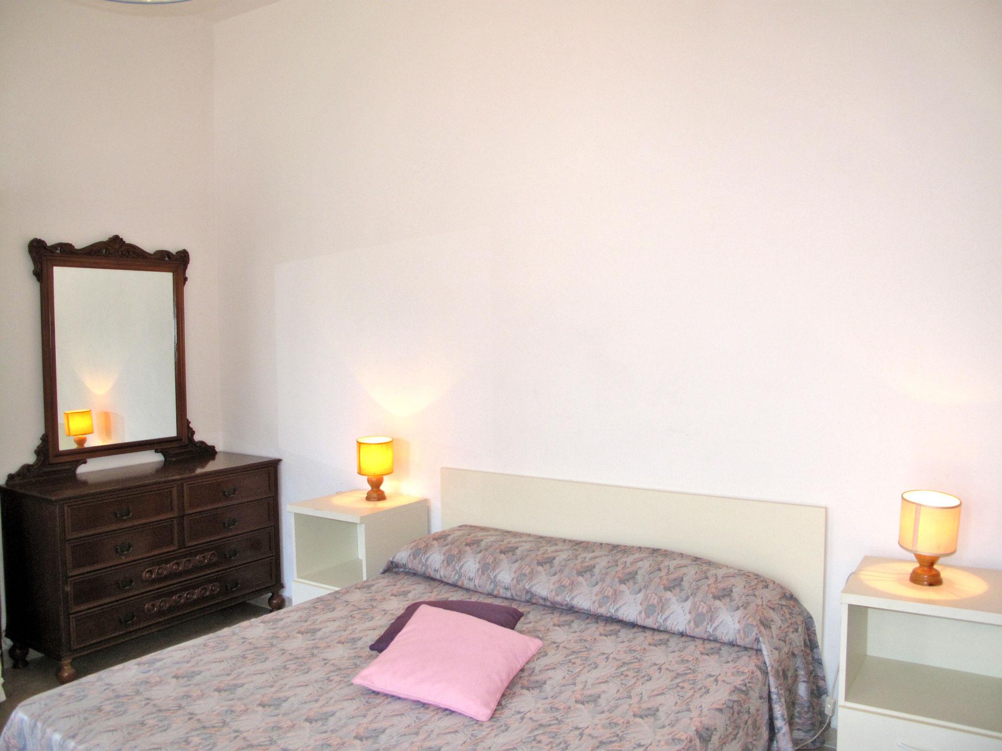 Foto 8 - Appartamento con 3 camere da letto a Montignoso con giardino e vista mare