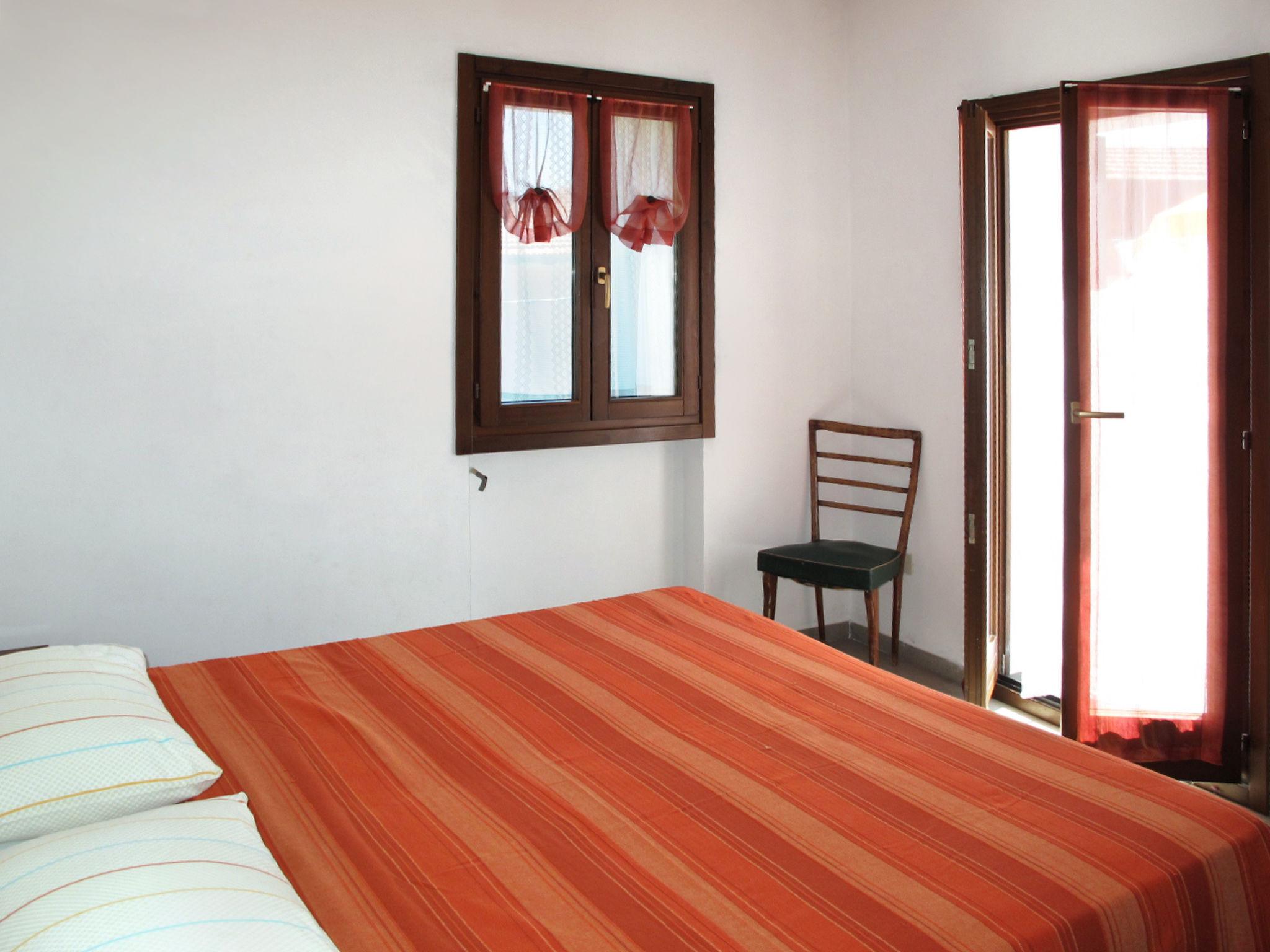 Photo 4 - 2 bedroom Apartment in Dolcedo with garden and terrace