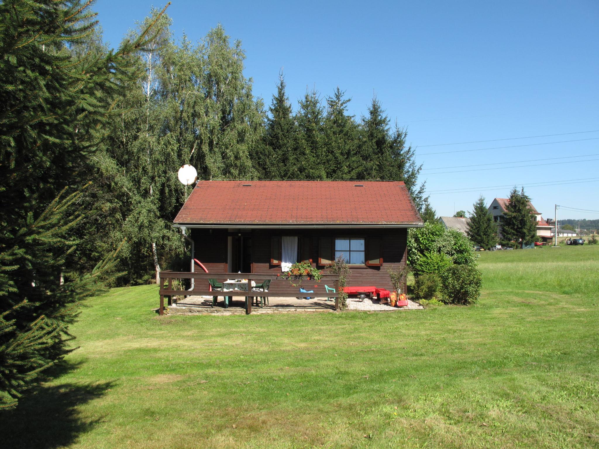 Photo 11 - Maison de 2 chambres à Zábrodí avec jardin et terrasse