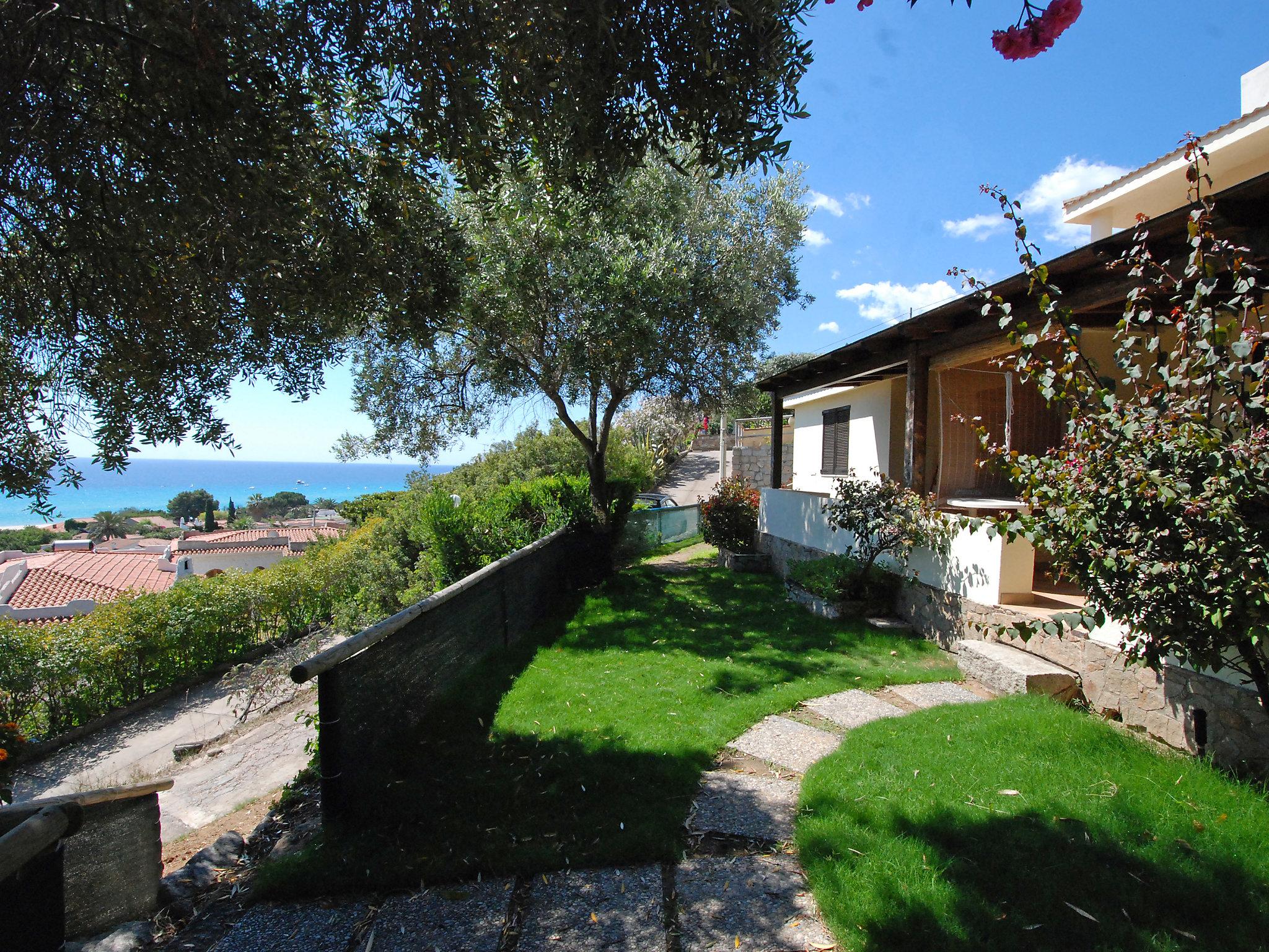 Photo 1 - Maison de 2 chambres à Muravera avec vues à la mer