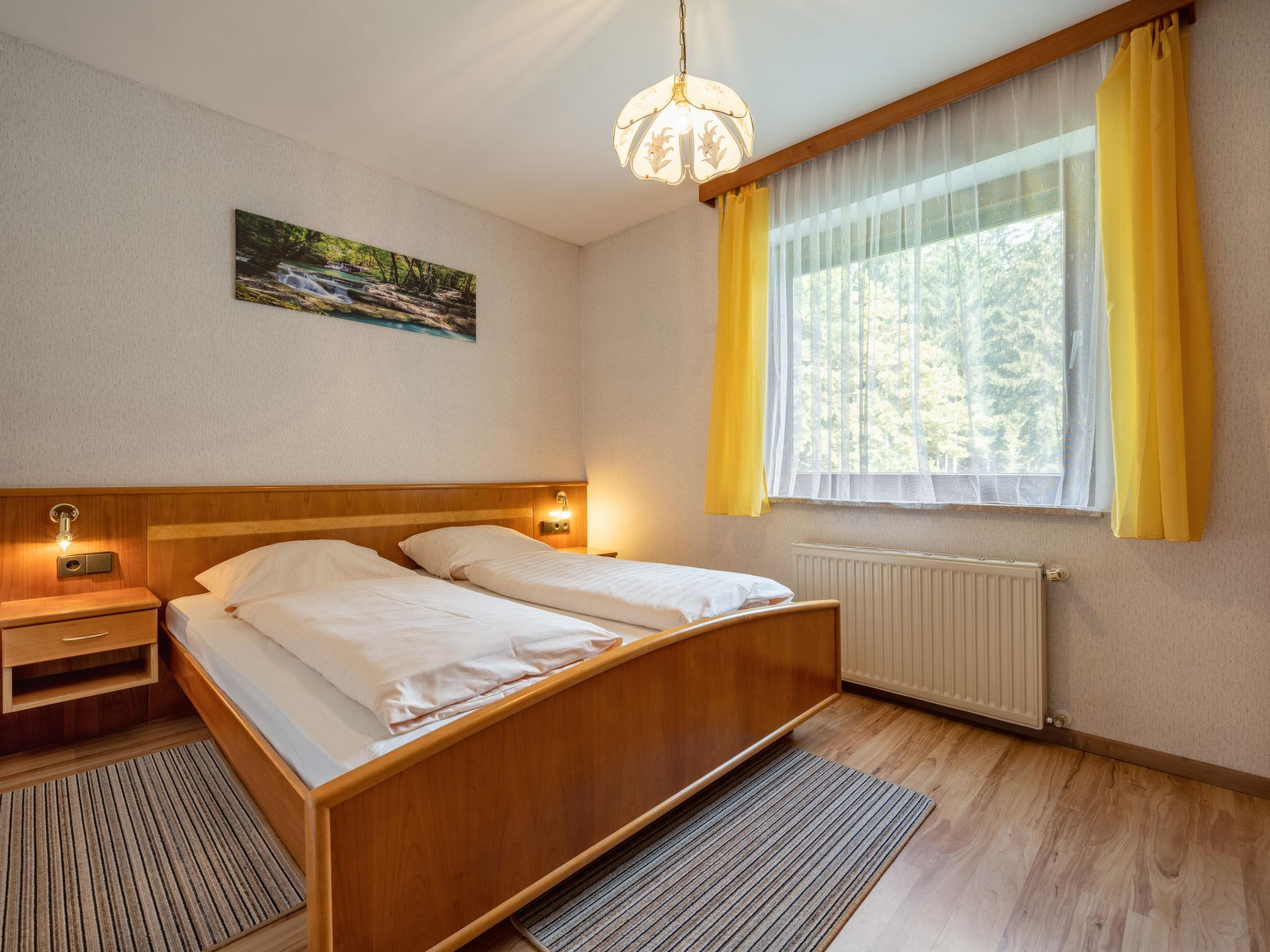 Photo 5 - 2 bedroom Apartment in Sankt Kanzian am Klopeiner See with garden and mountain view