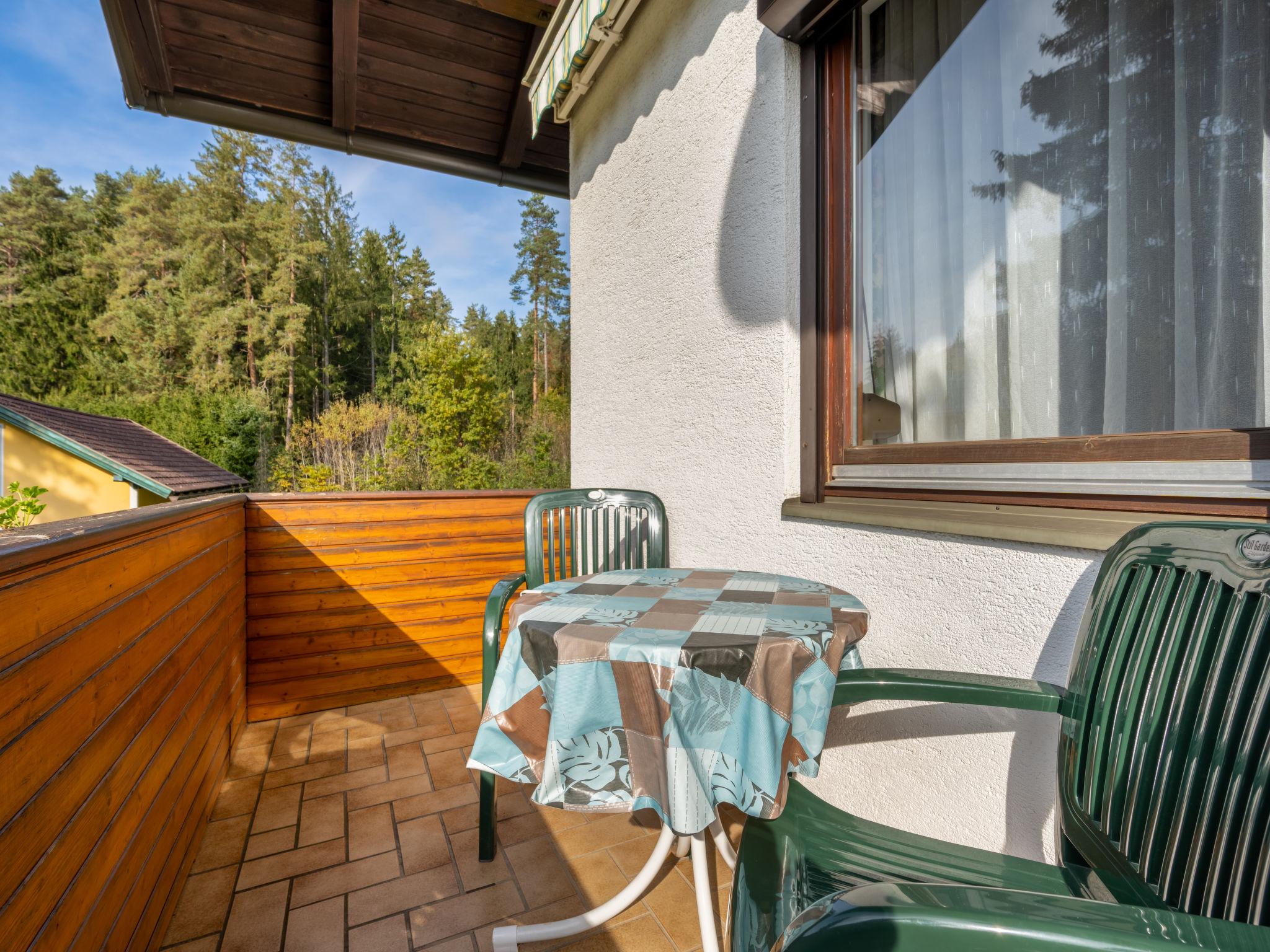 Photo 2 - 2 bedroom Apartment in Sankt Kanzian am Klopeiner See with garden and mountain view