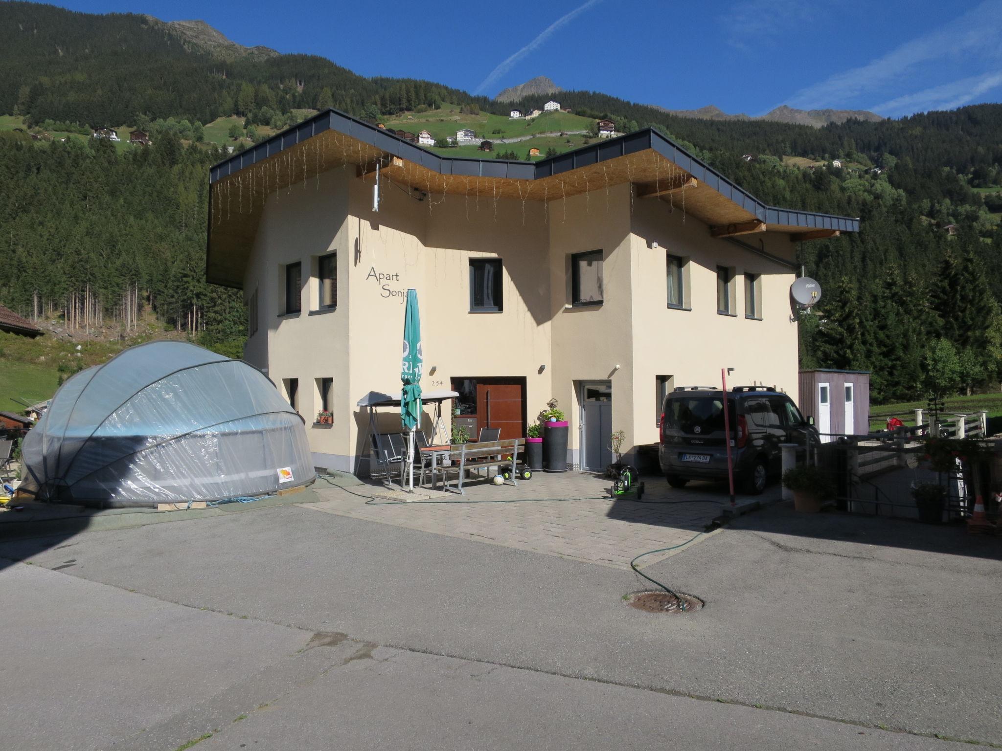 Photo 19 - 5 bedroom Apartment in See with terrace and mountain view