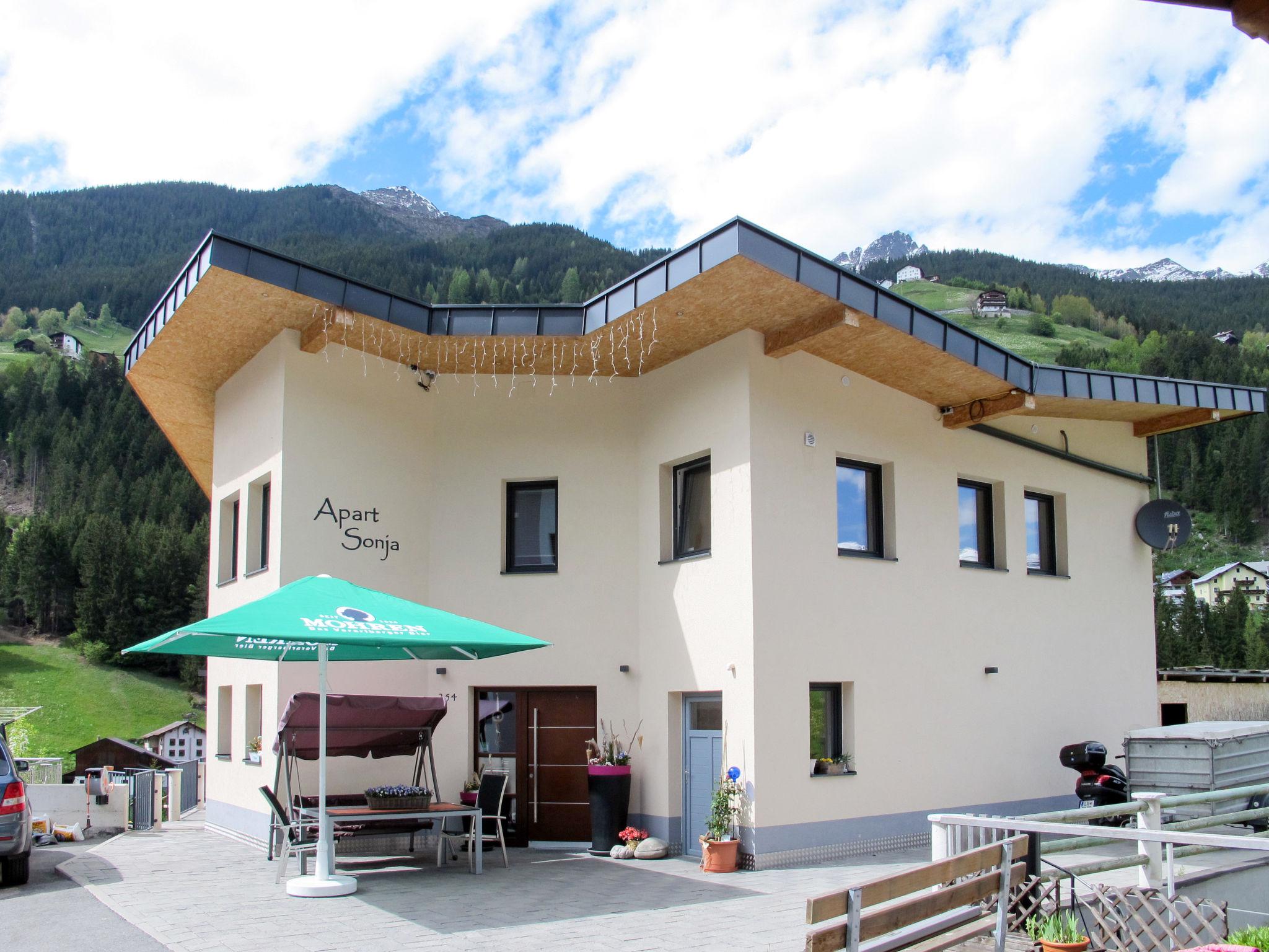 Photo 1 - Appartement de 5 chambres à See avec terrasse et vues sur la montagne