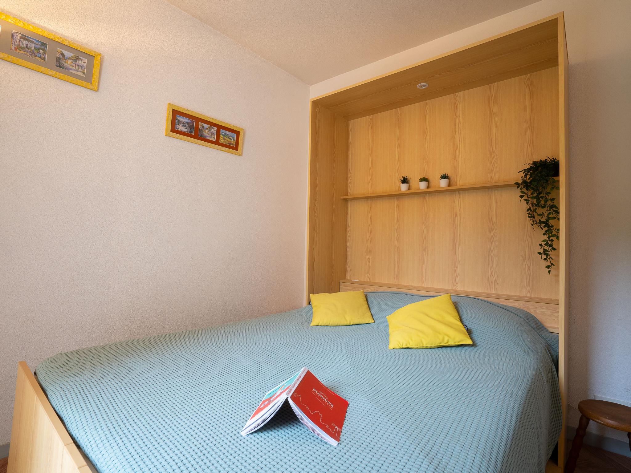 Foto 3 - Appartamento con 2 camere da letto a Anglet con piscina e vista mare
