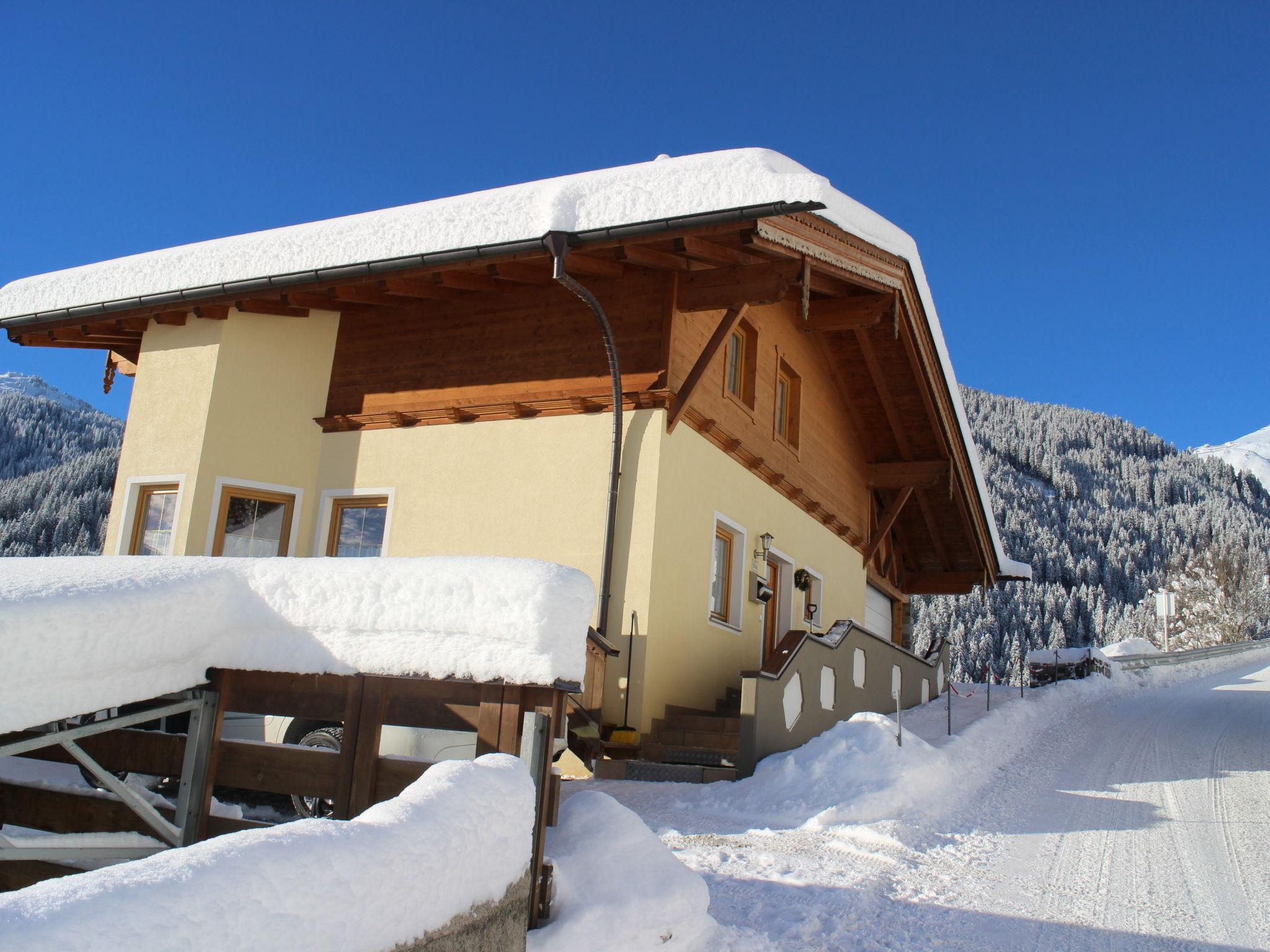 Foto 13 - Casa de 2 quartos em Hippach com terraço e vista para a montanha